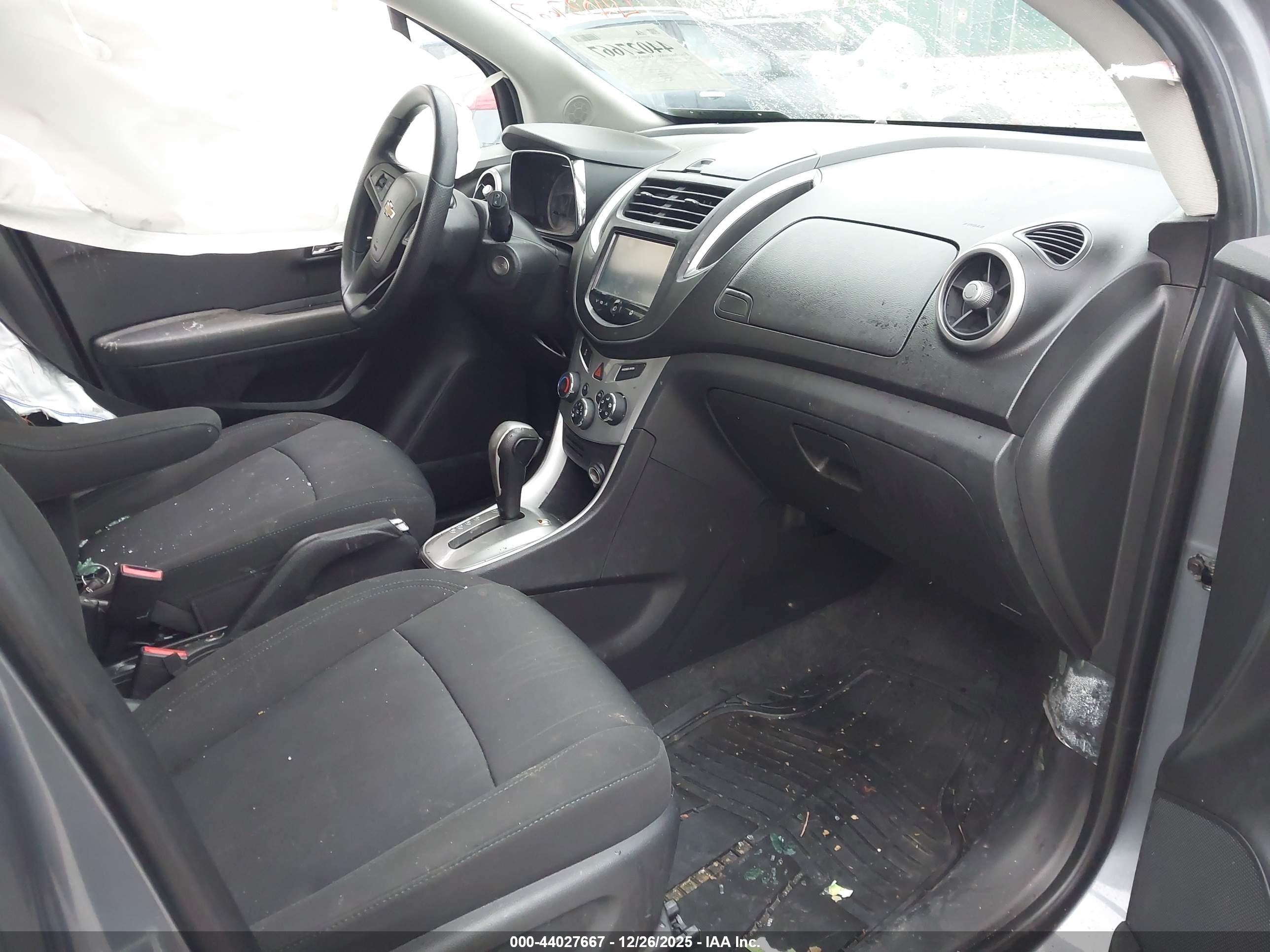 CHEVROLET TRAX image 5