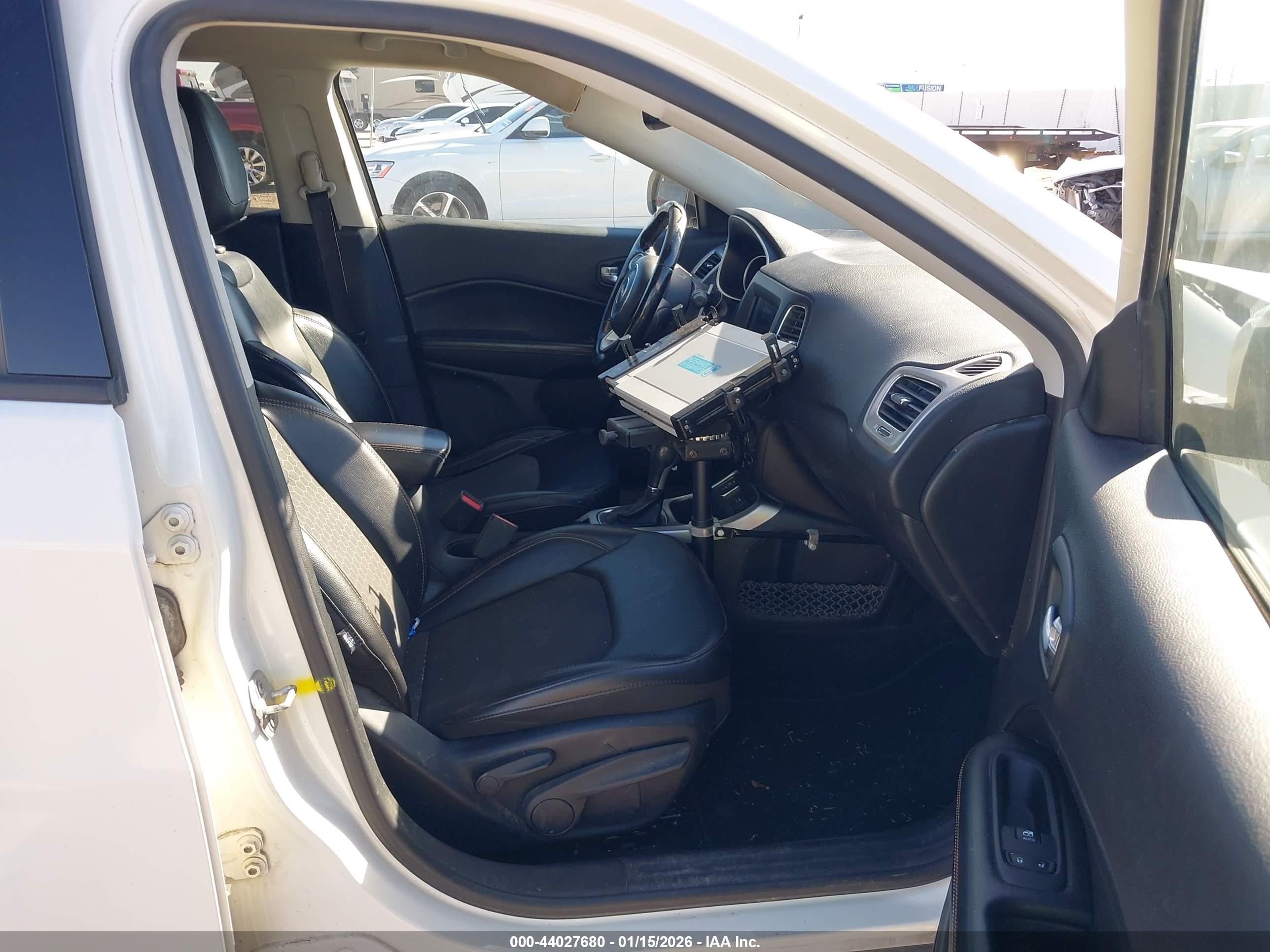 JEEP COMPASS image 5