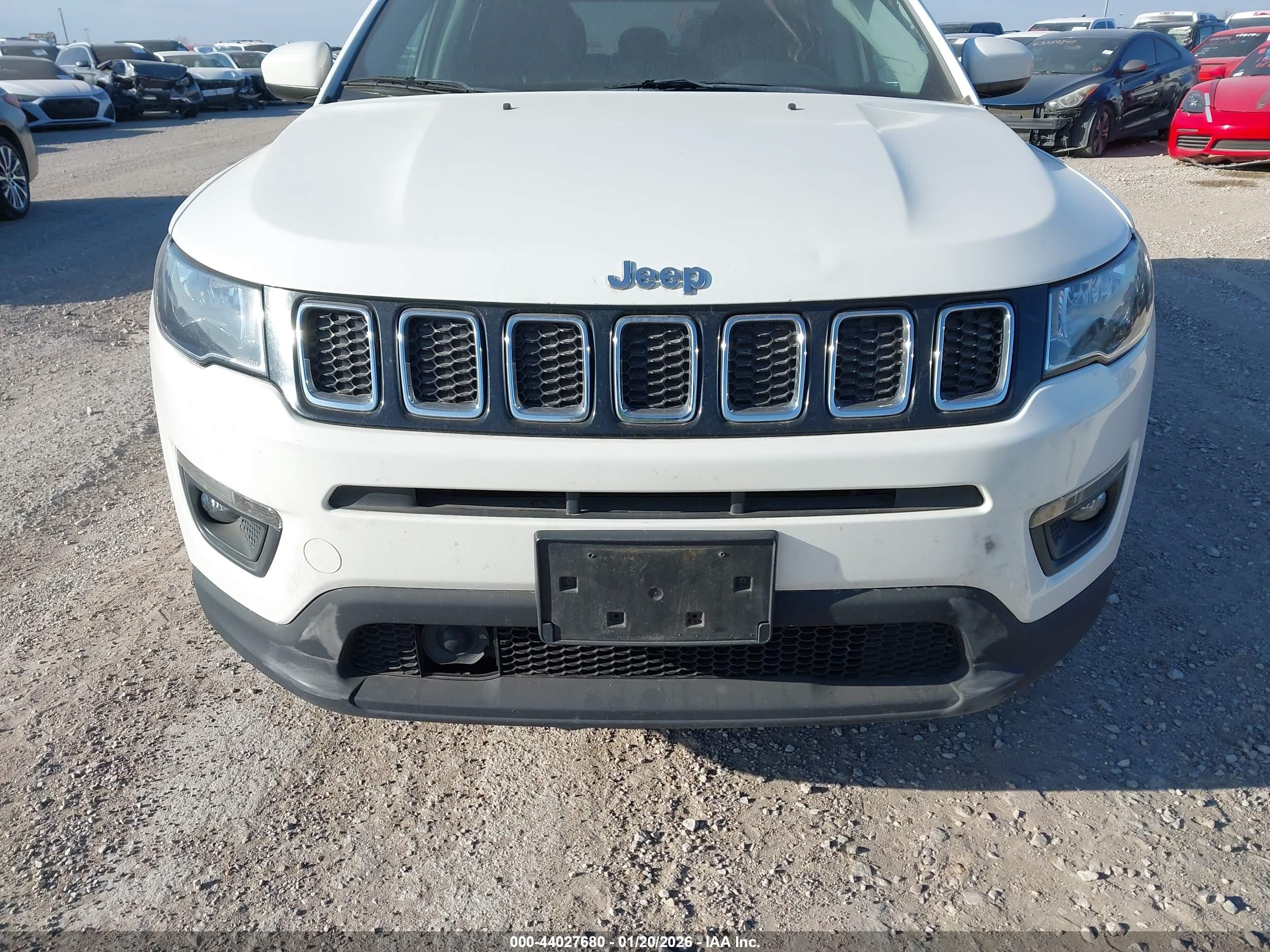 JEEP COMPASS image 6