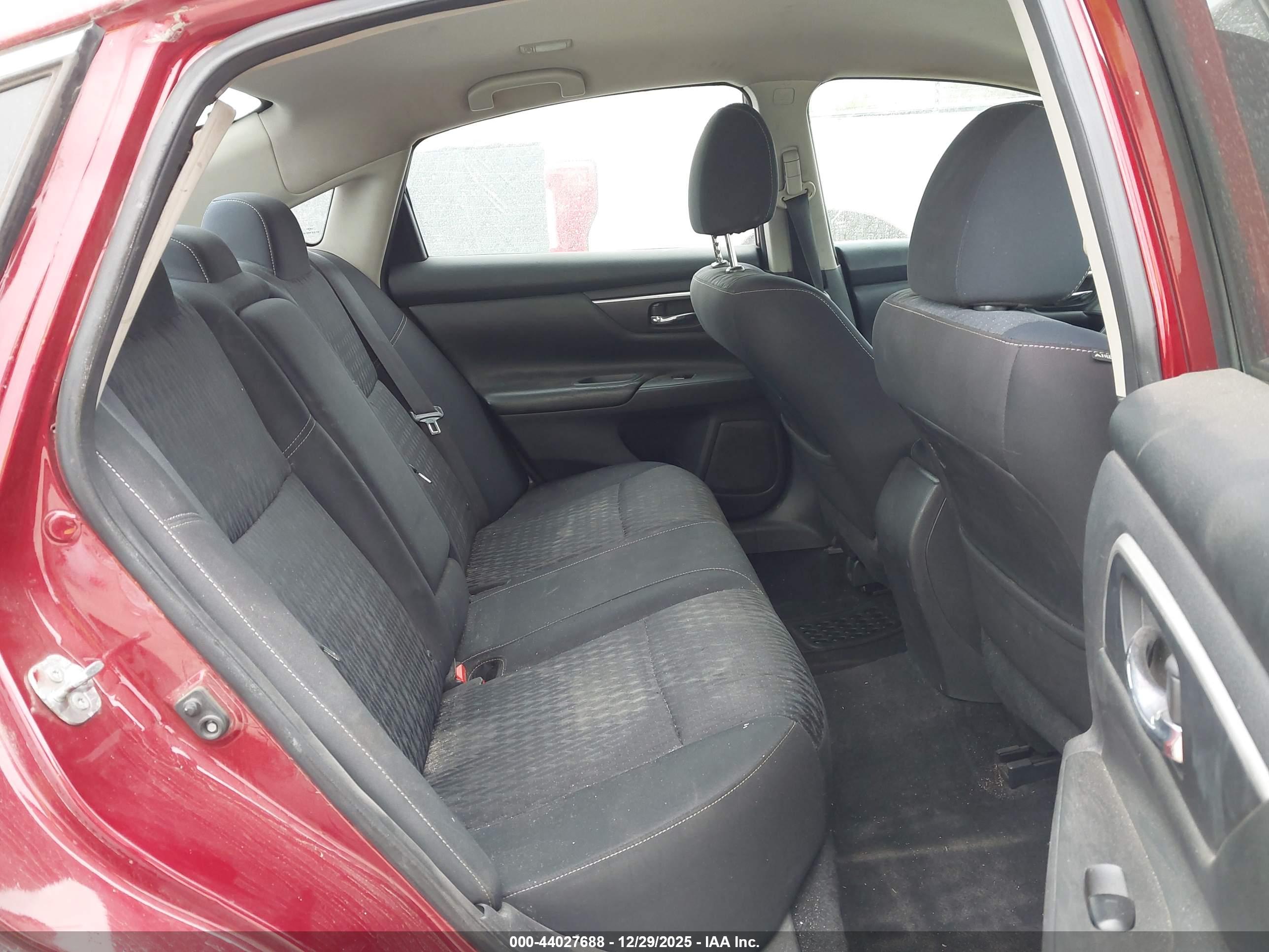 NISSAN ALTIMA image 8
