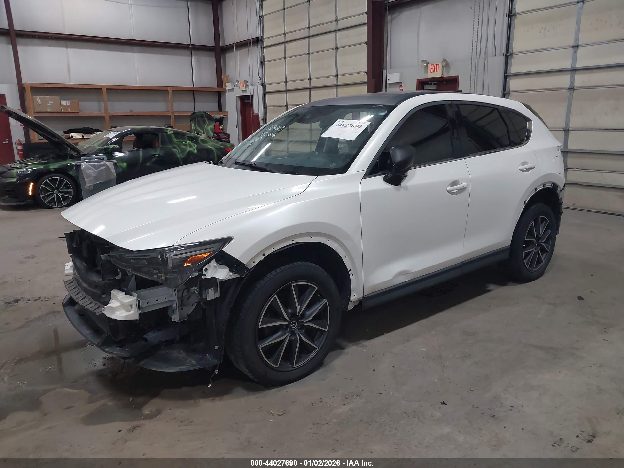 MAZDA CX-5 image 2