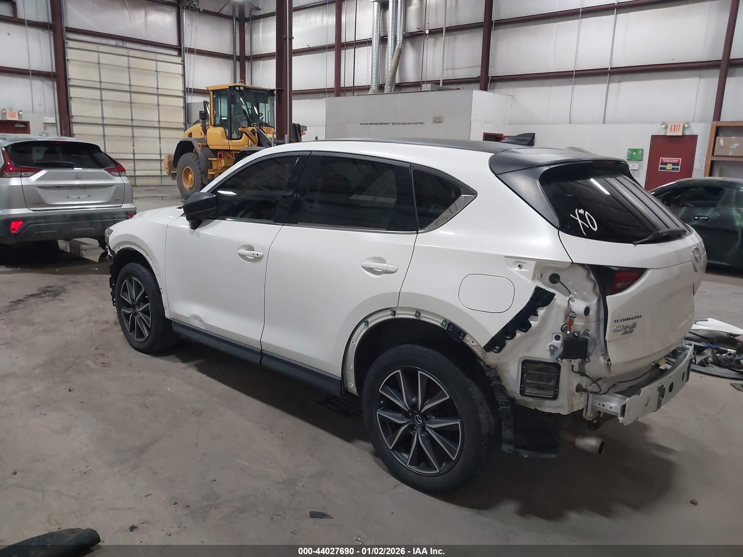 MAZDA CX-5 image 3