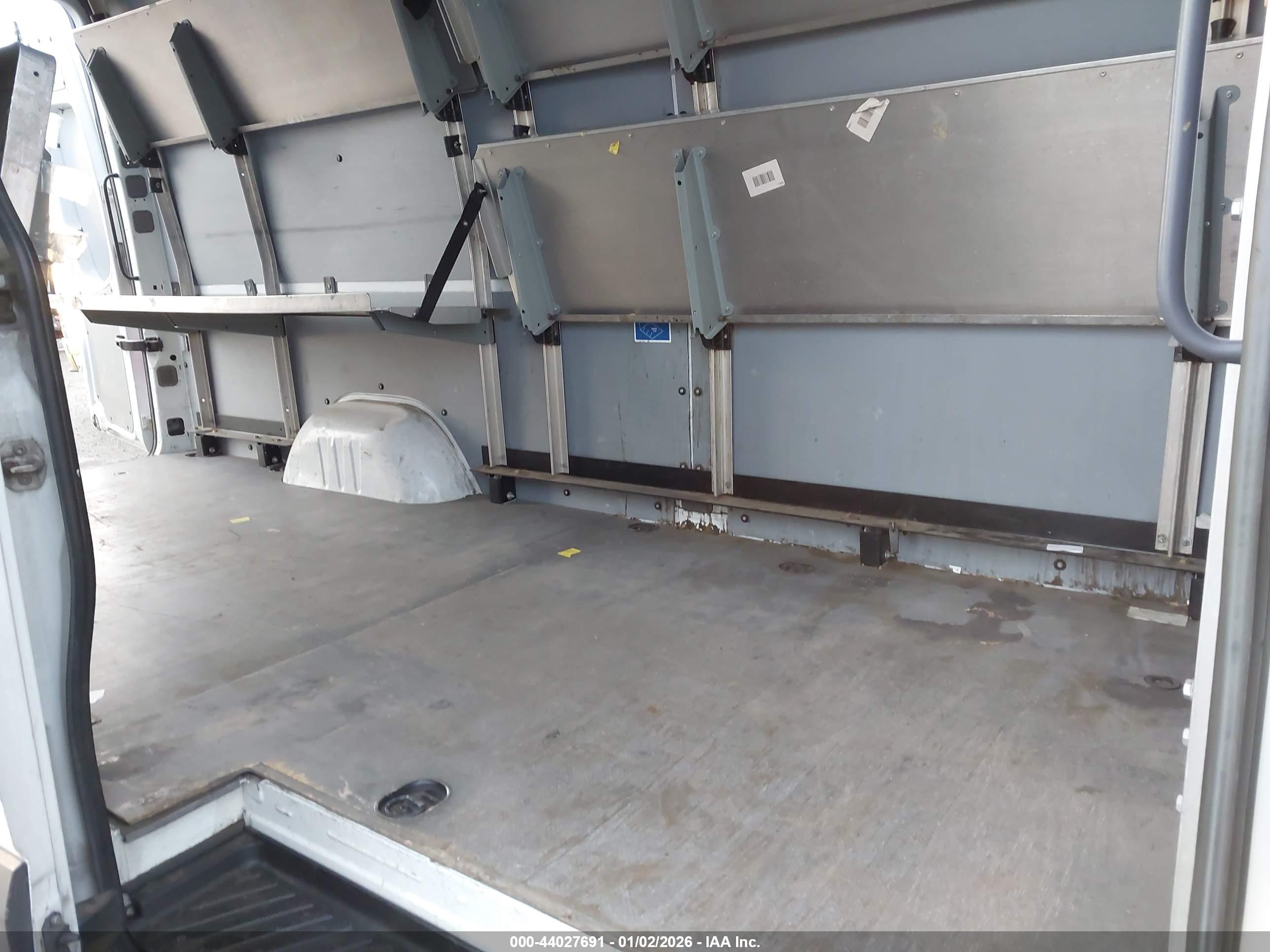 MERCEDES-BENZ SPRINTER image 8