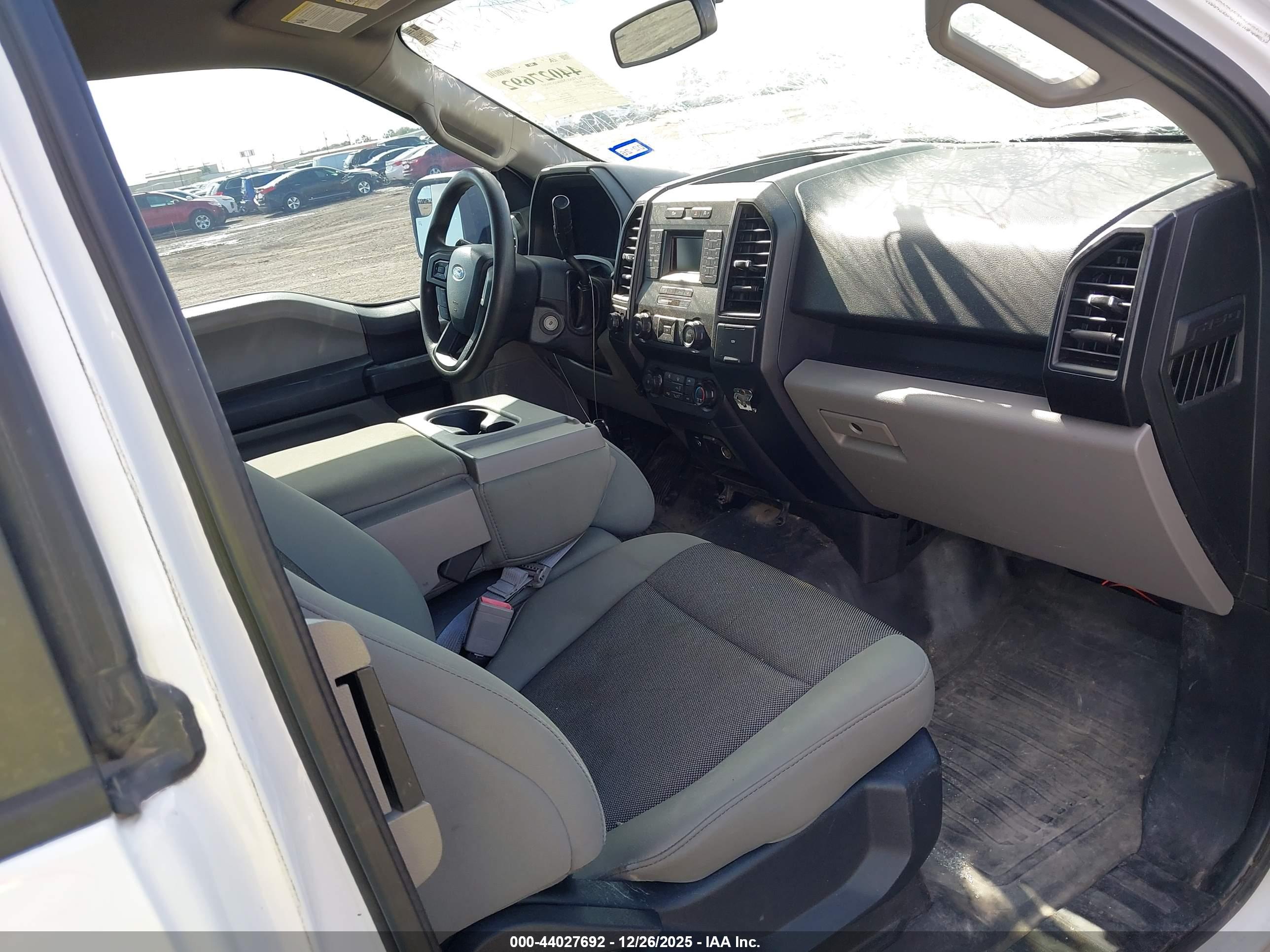FORD F-150 image 5