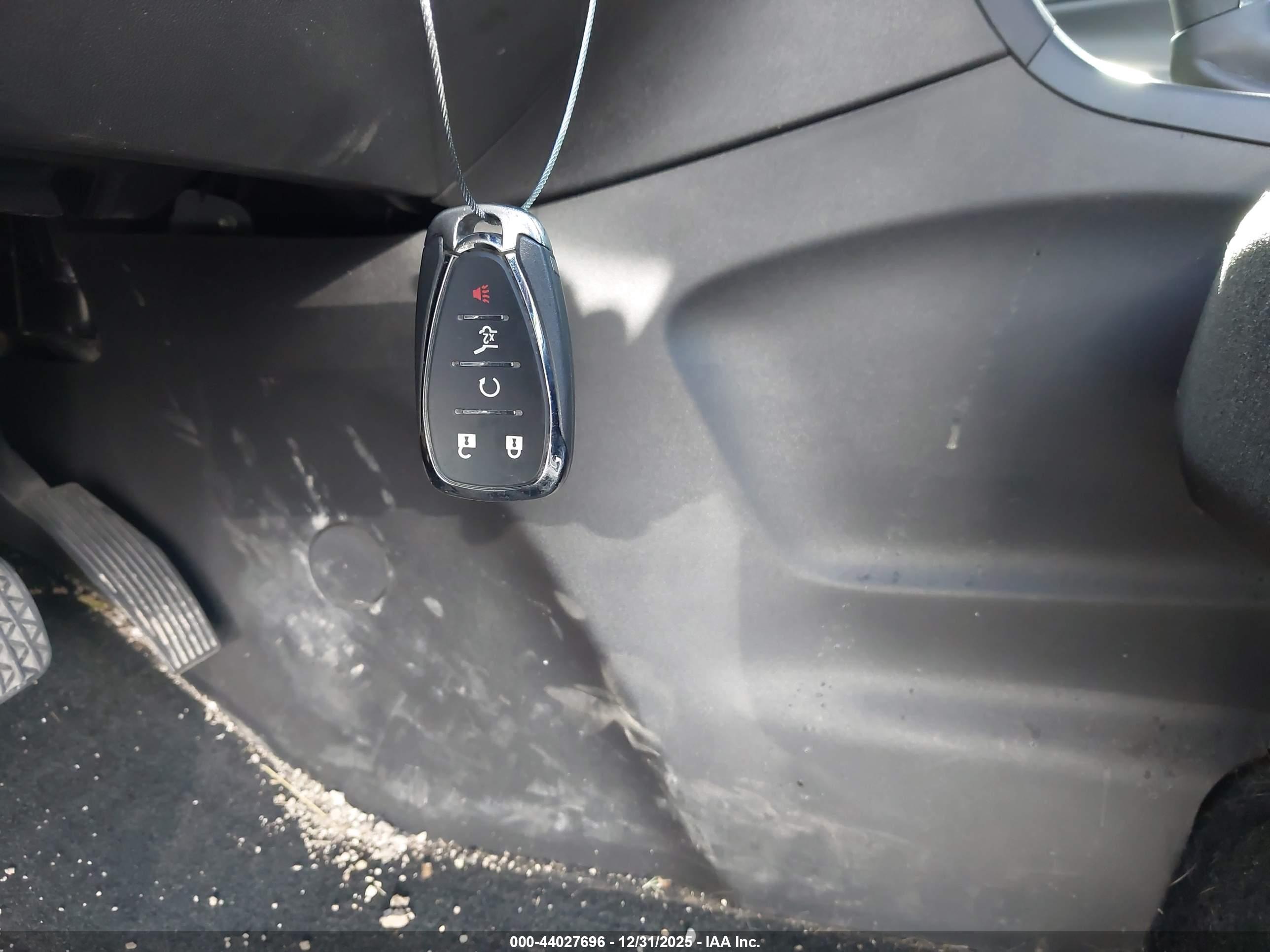 CHEVROLET EQUINOX image 11