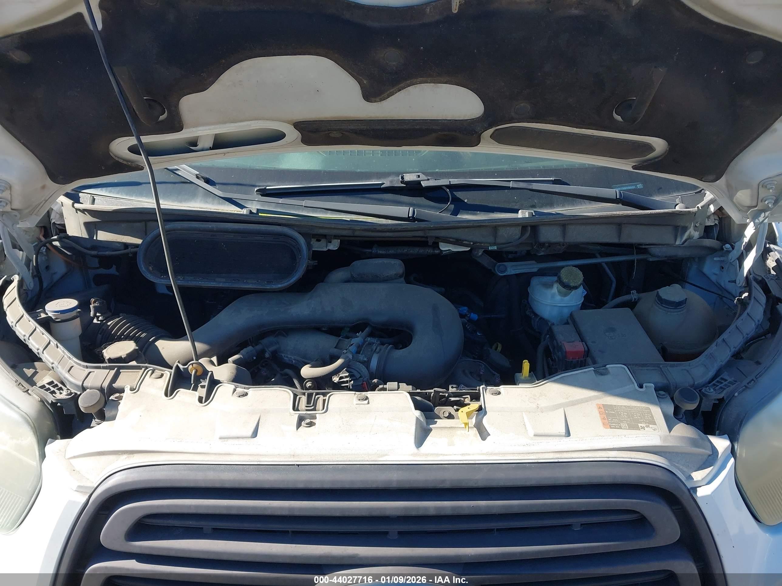 FORD TRANSIT-250 image 10