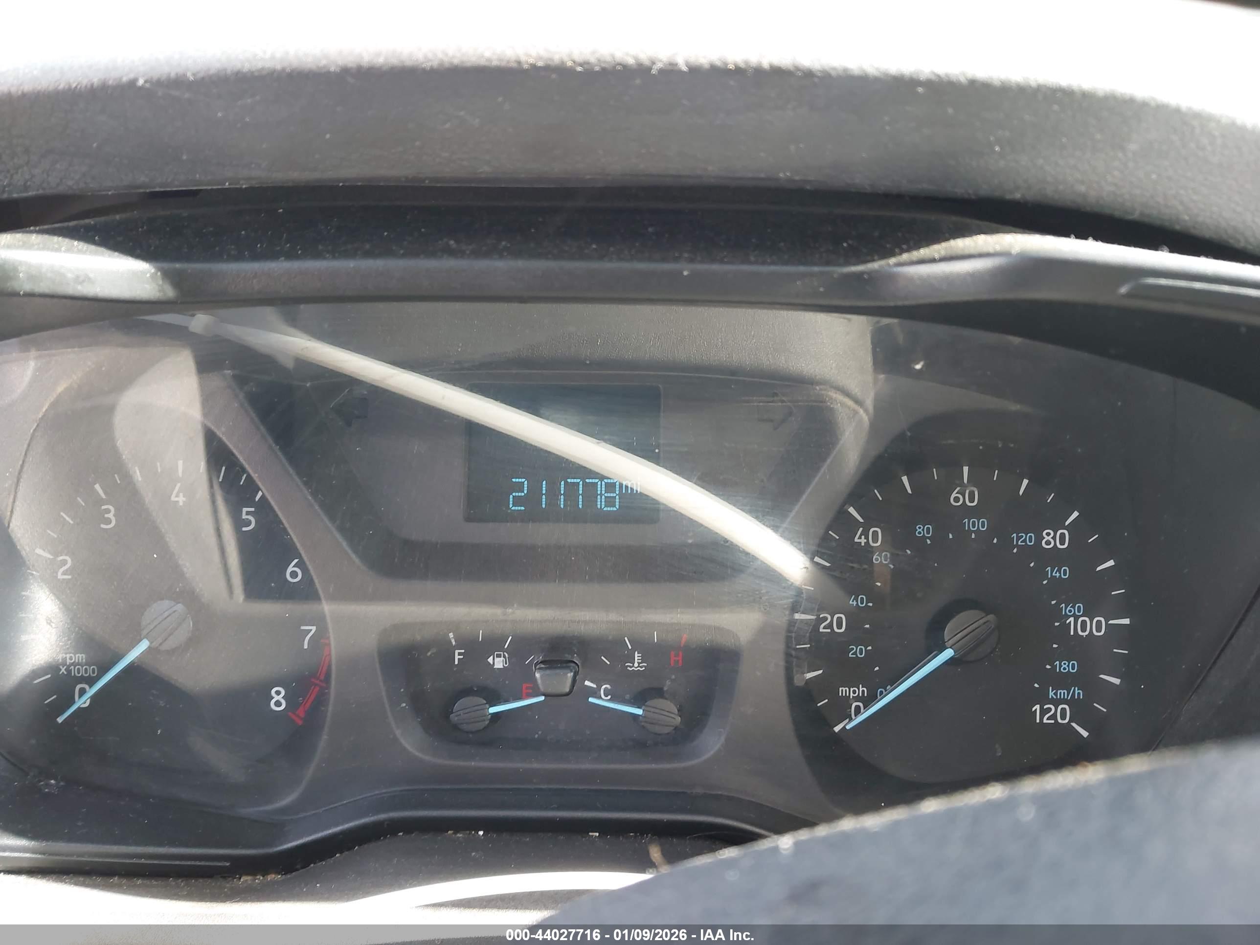 FORD TRANSIT-250 image 7