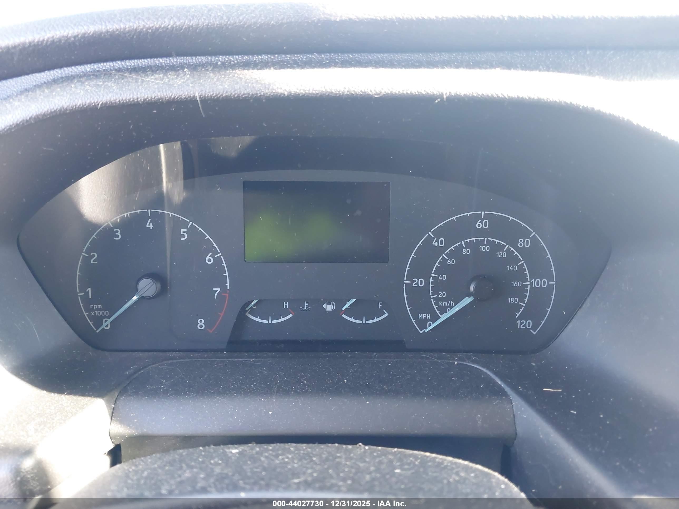 FORD TRANSIT-250 image 7