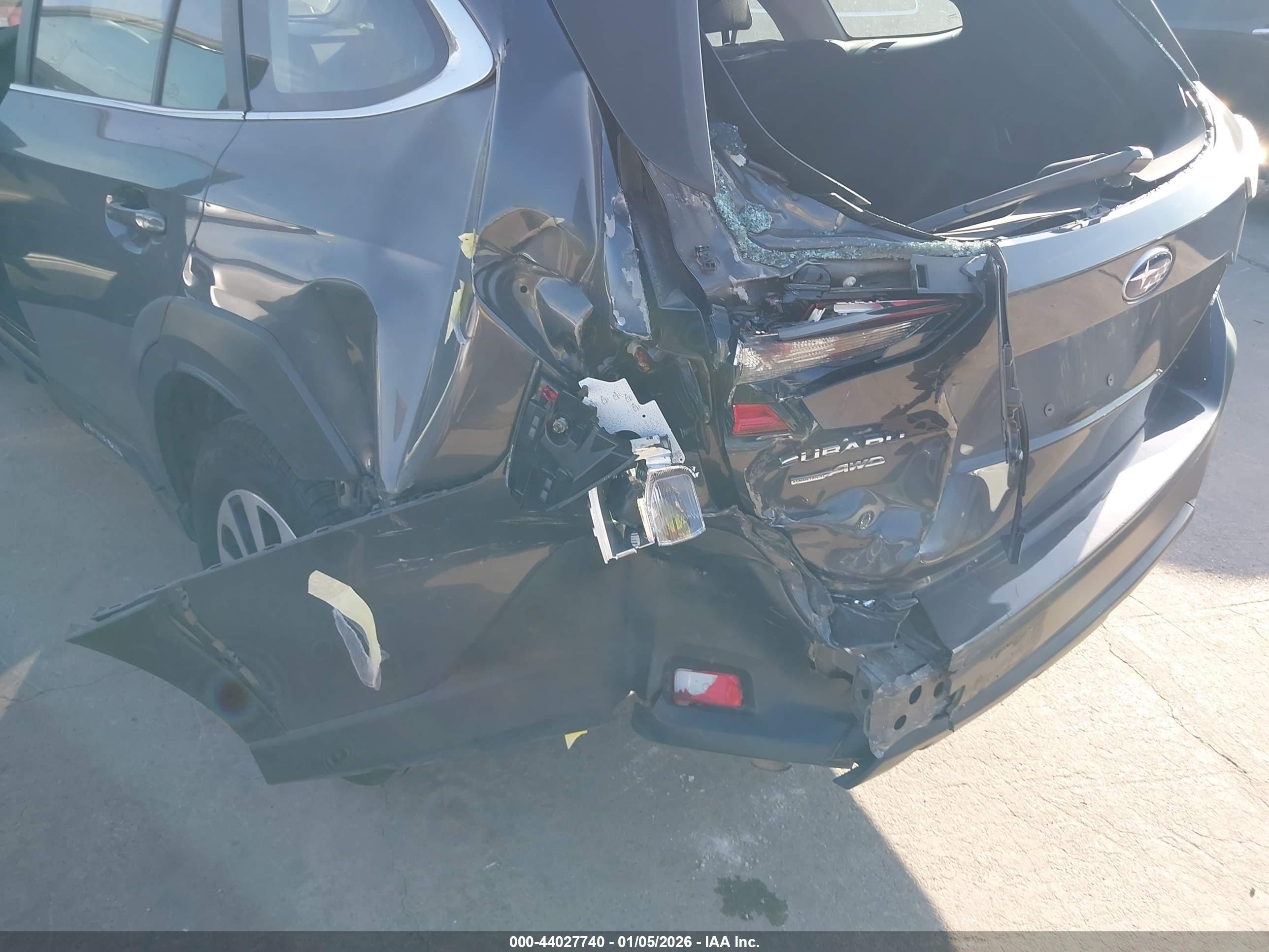 SUBARU OUTBACK image 6