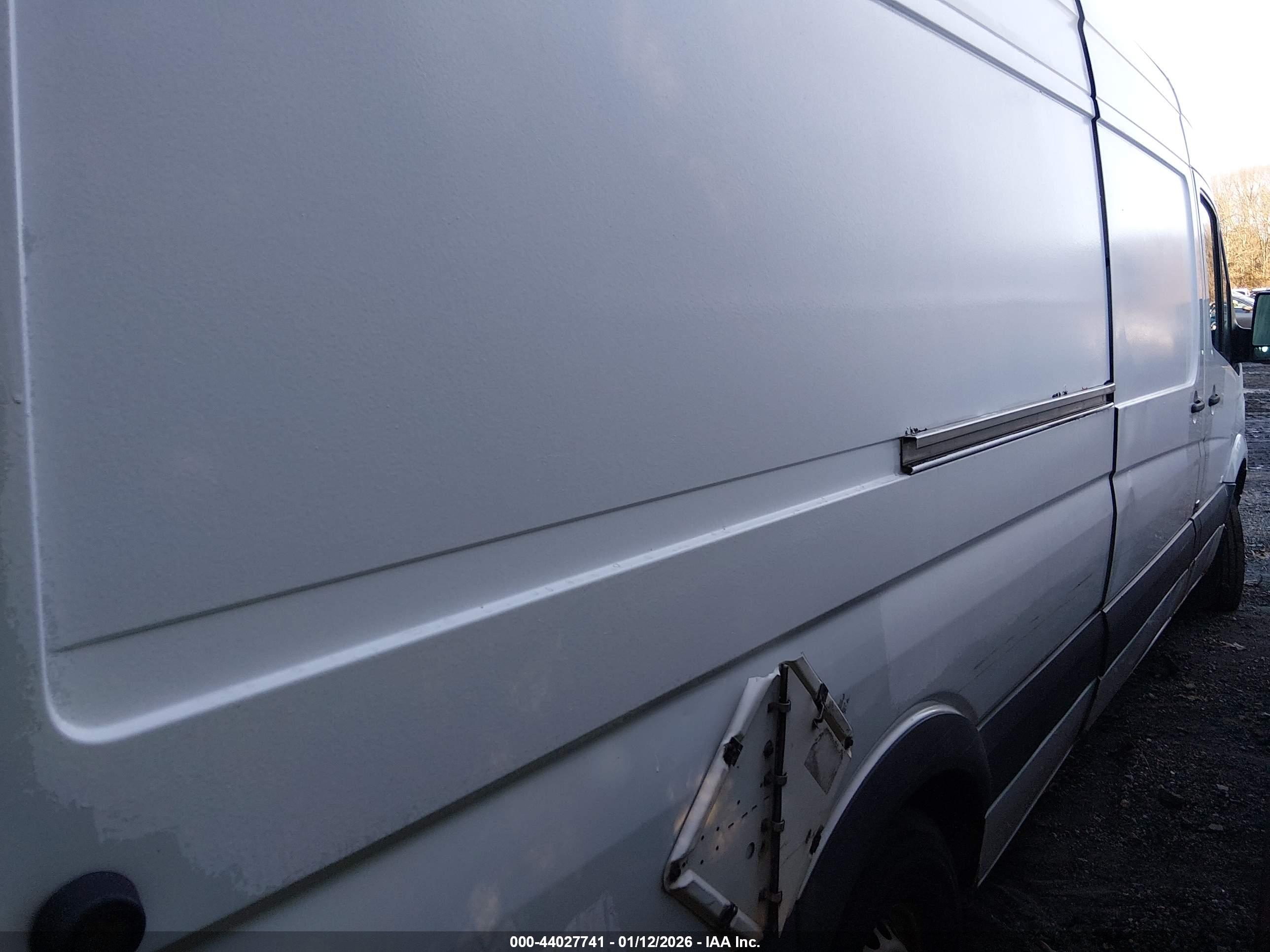 MERCEDES-BENZ SPRINTER image 4