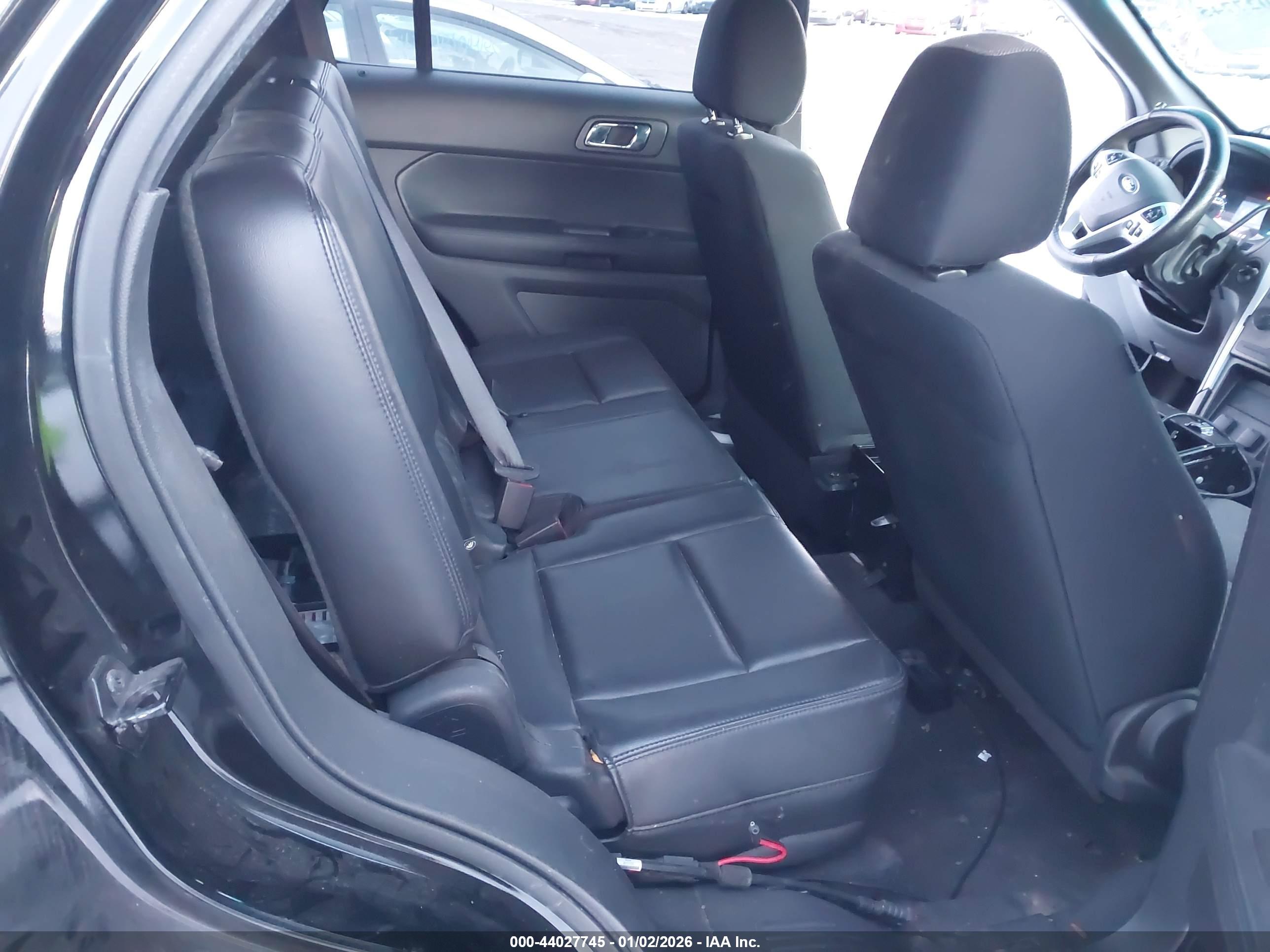FORD UTILITY image 8