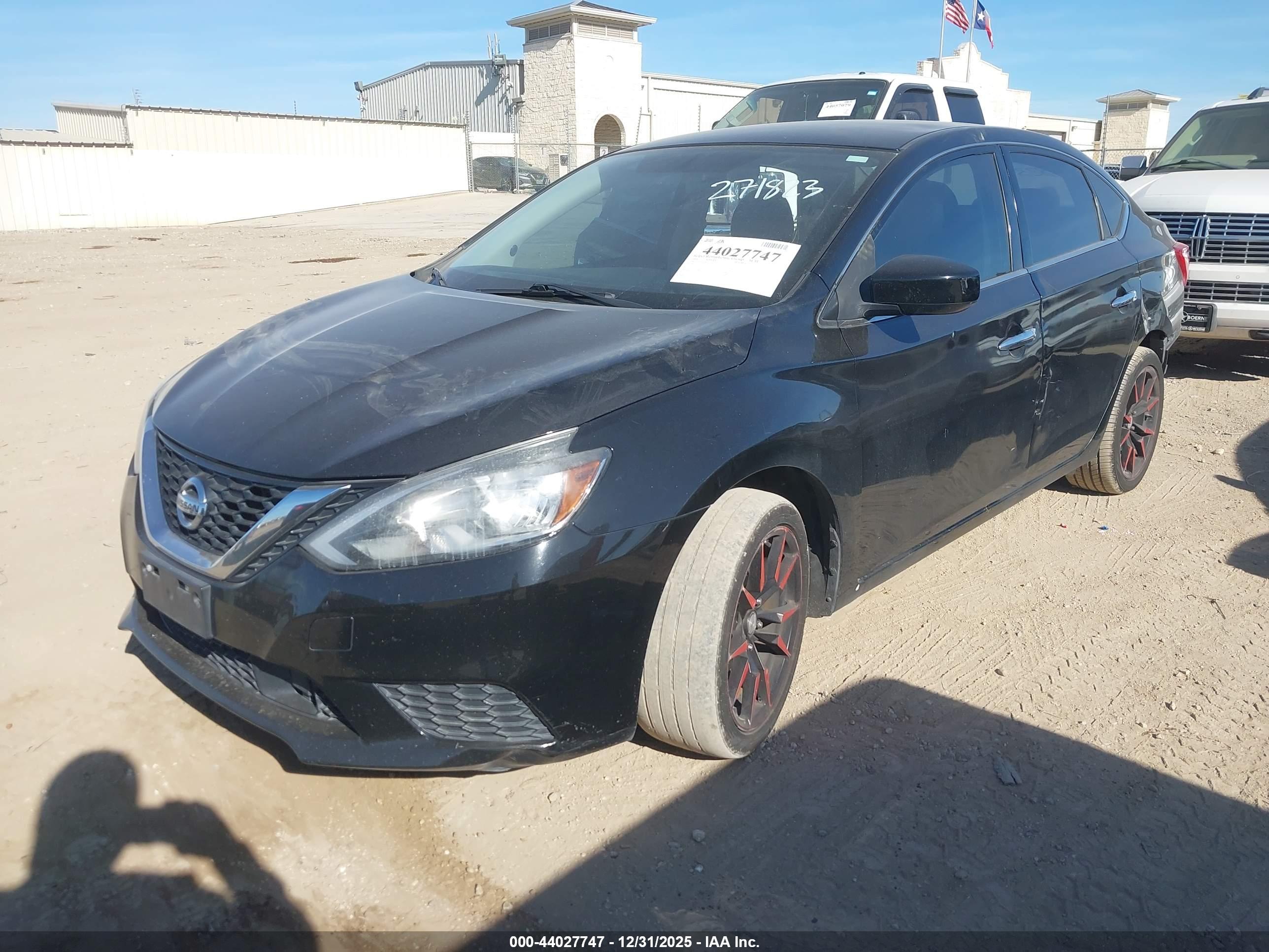 NISSAN SENTRA image 2