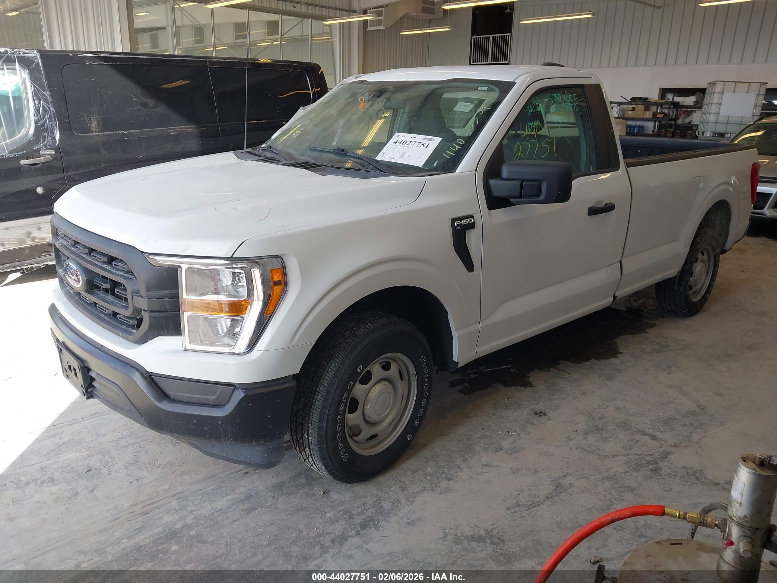 FORD F-150 image 2