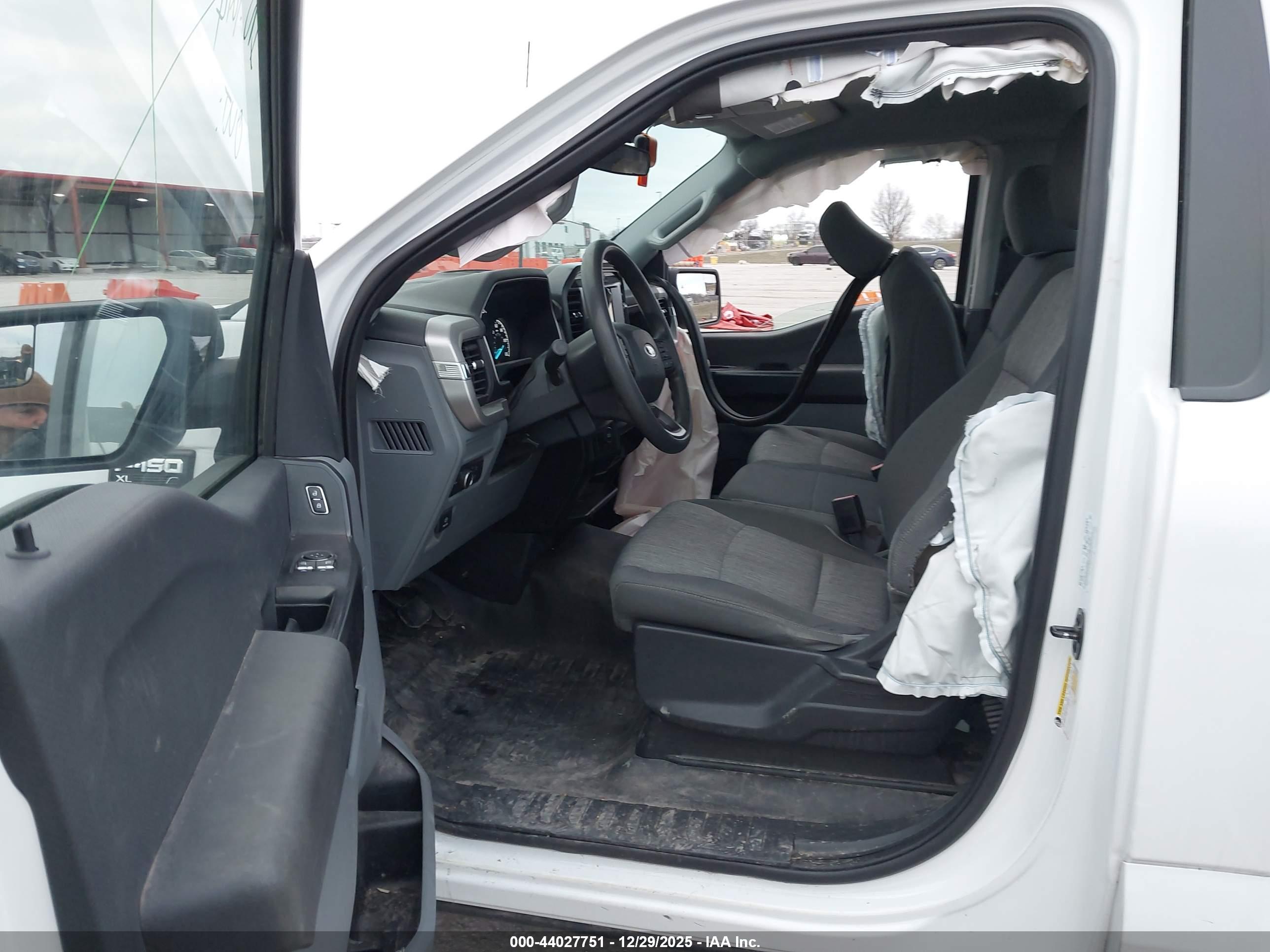 FORD F-150 image 5