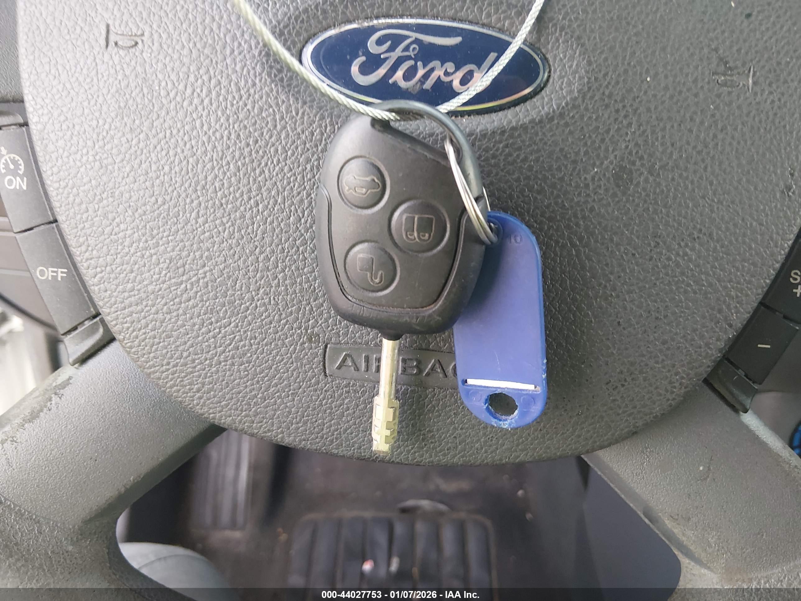 FORD TRANSIT image 11