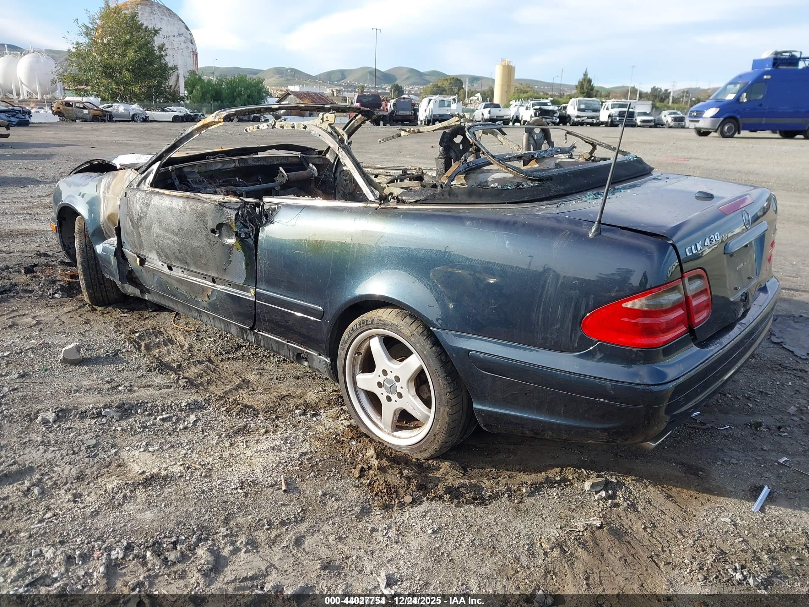 MERCEDES-BENZ CLK image 3