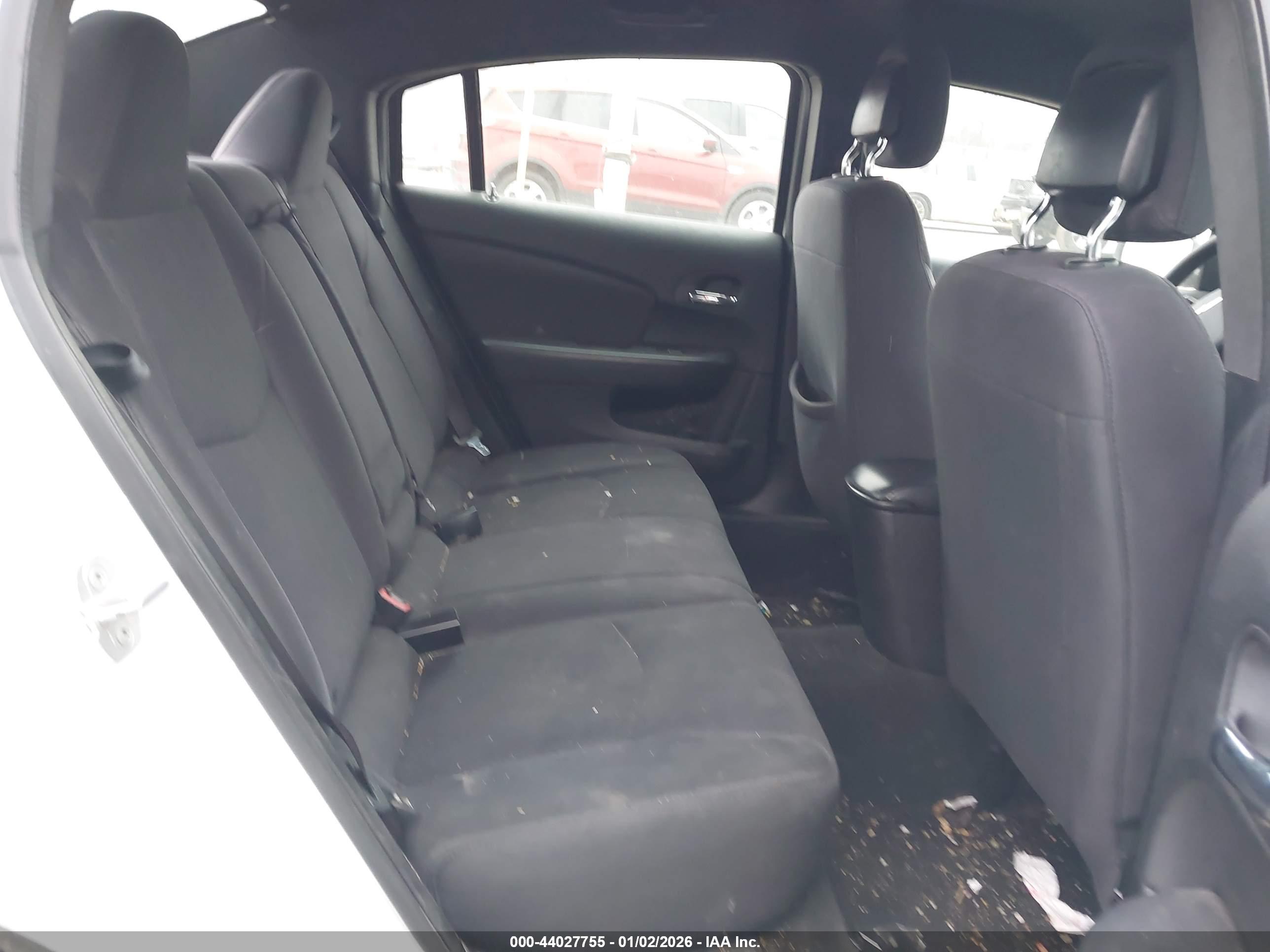 CHRYSLER 200 image 8