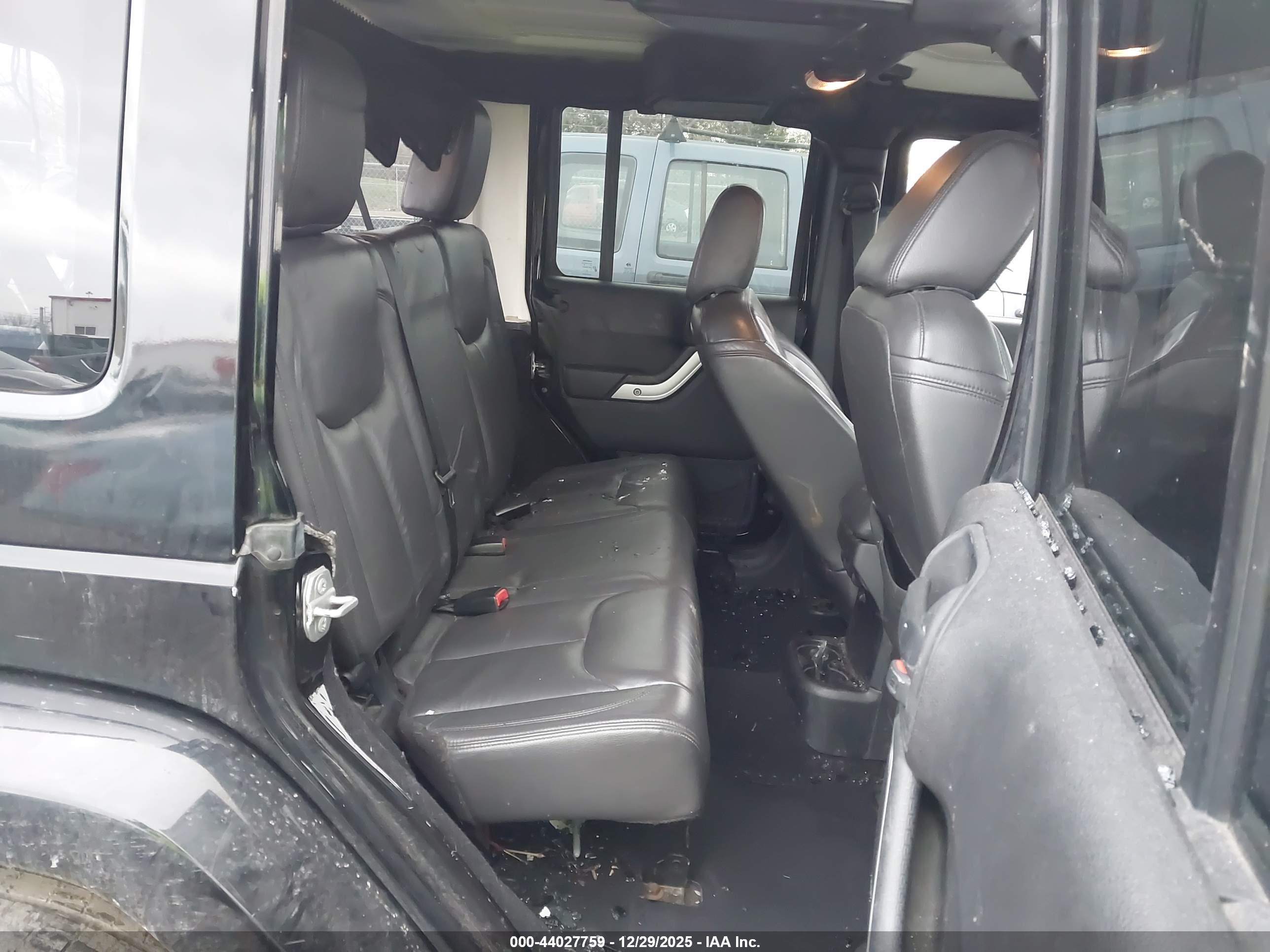 JEEP WRANGLER image 8