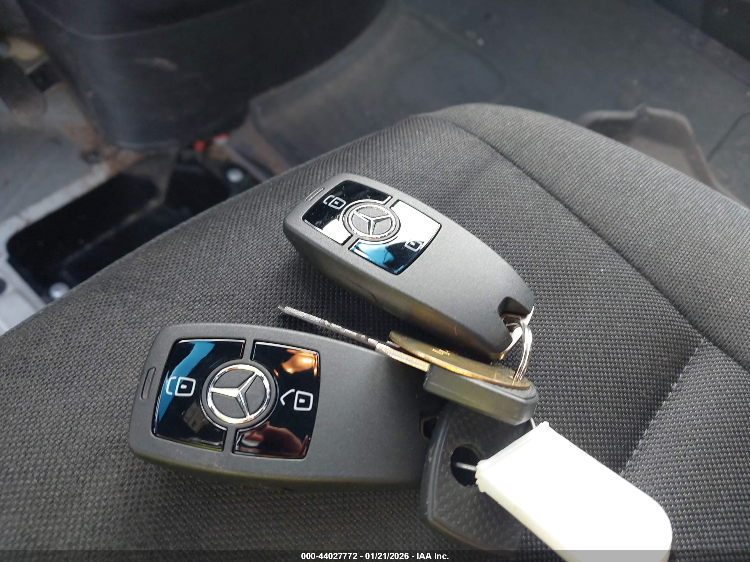 MERCEDES-BENZ SPRINTER image 11
