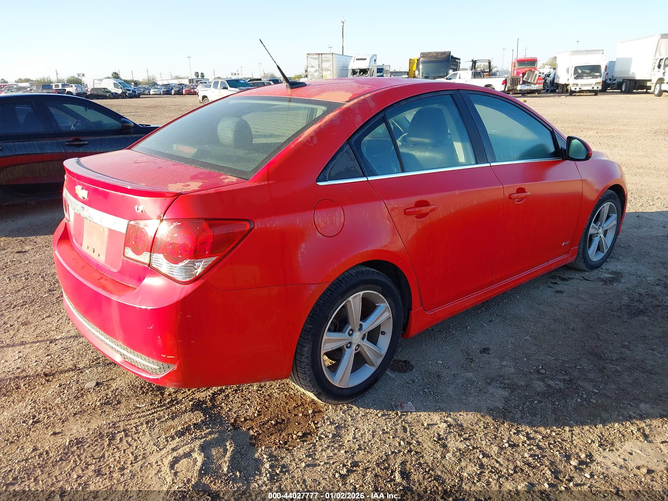 CHEVROLET CRUZE image 4