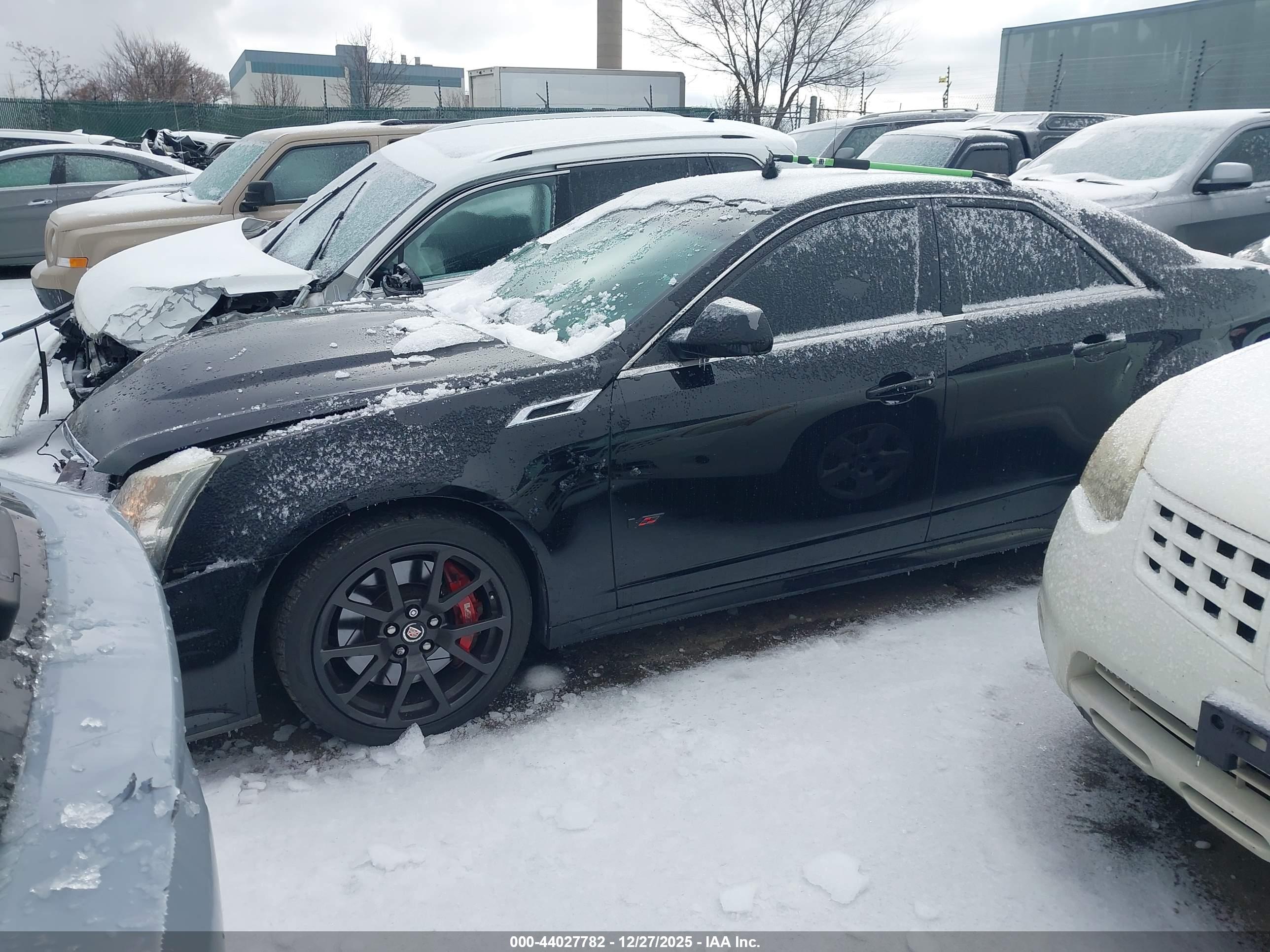 CADILLAC CTS-V image 2