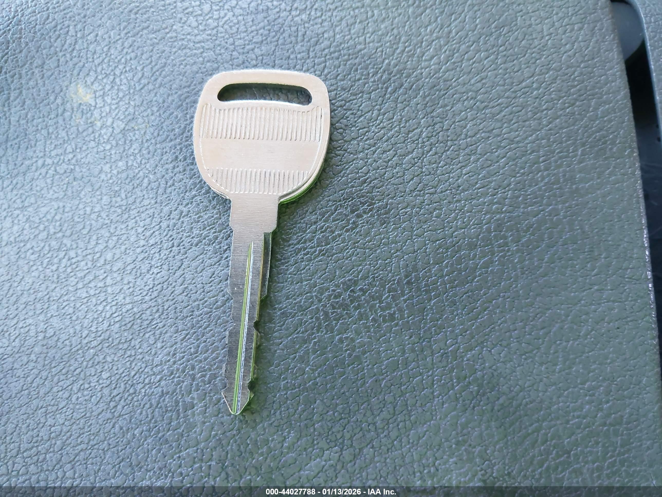 SATURN VUE image 11