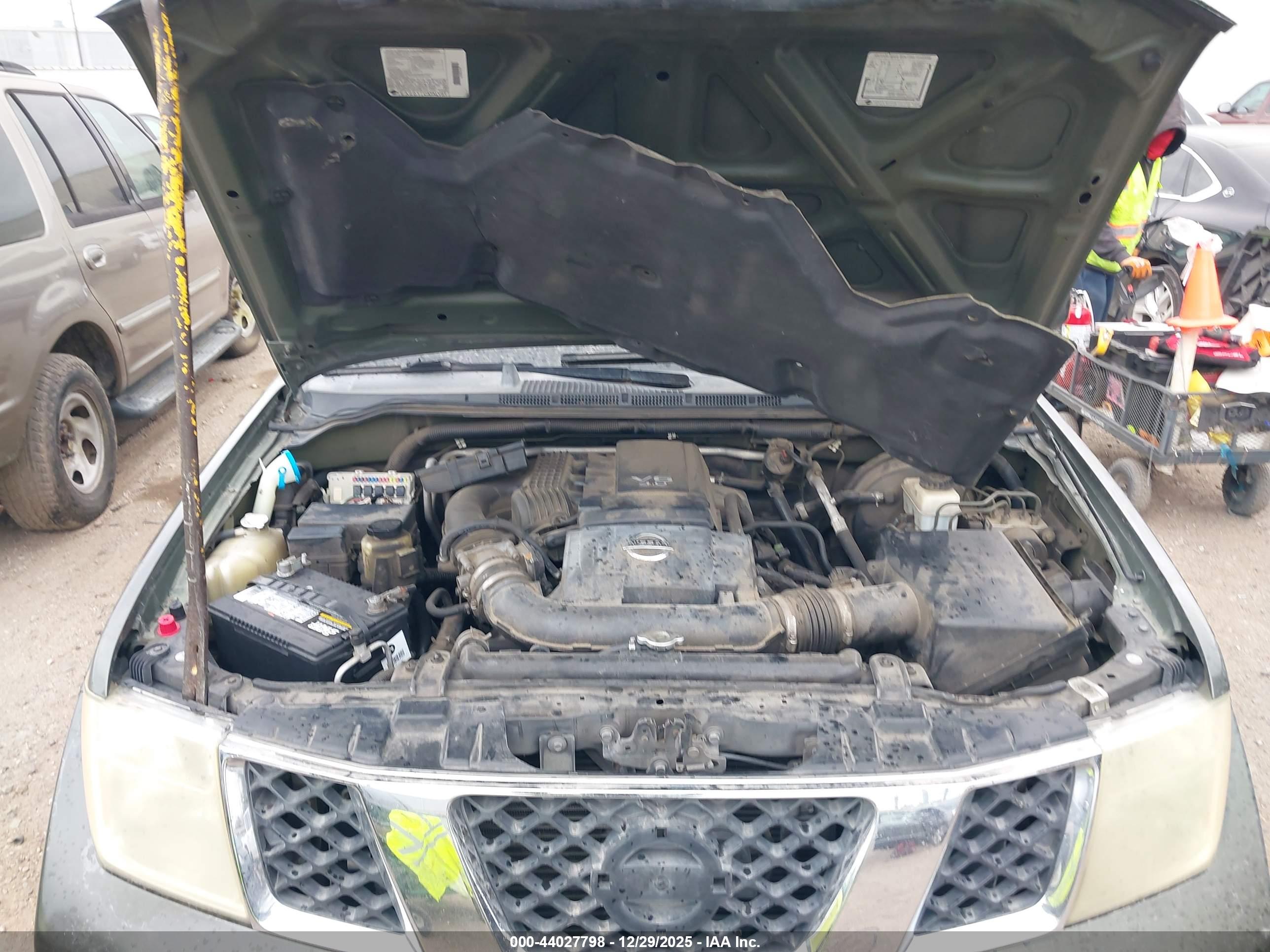 NISSAN PATHFINDER image 10