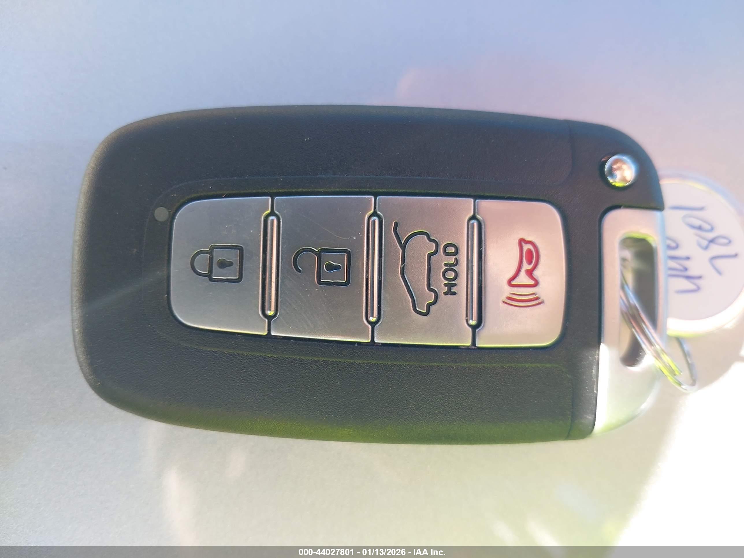 KIA SORENTO image 11