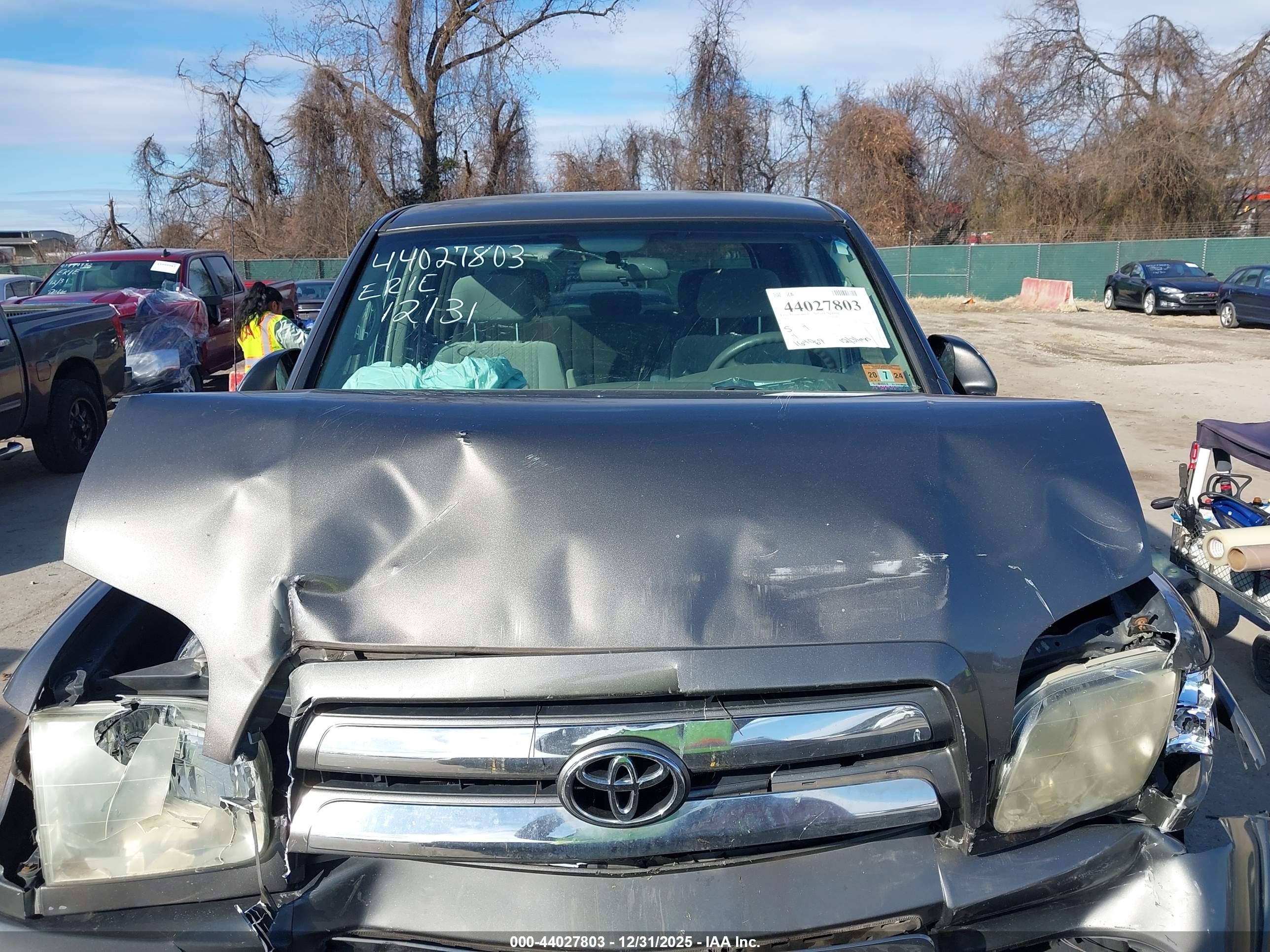 TOYOTA TUNDRA image 6