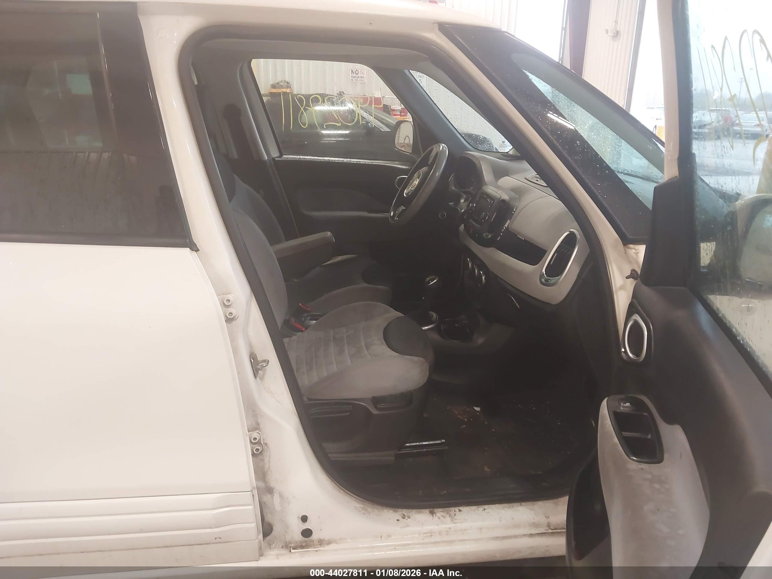 FIAT 500L image 5
