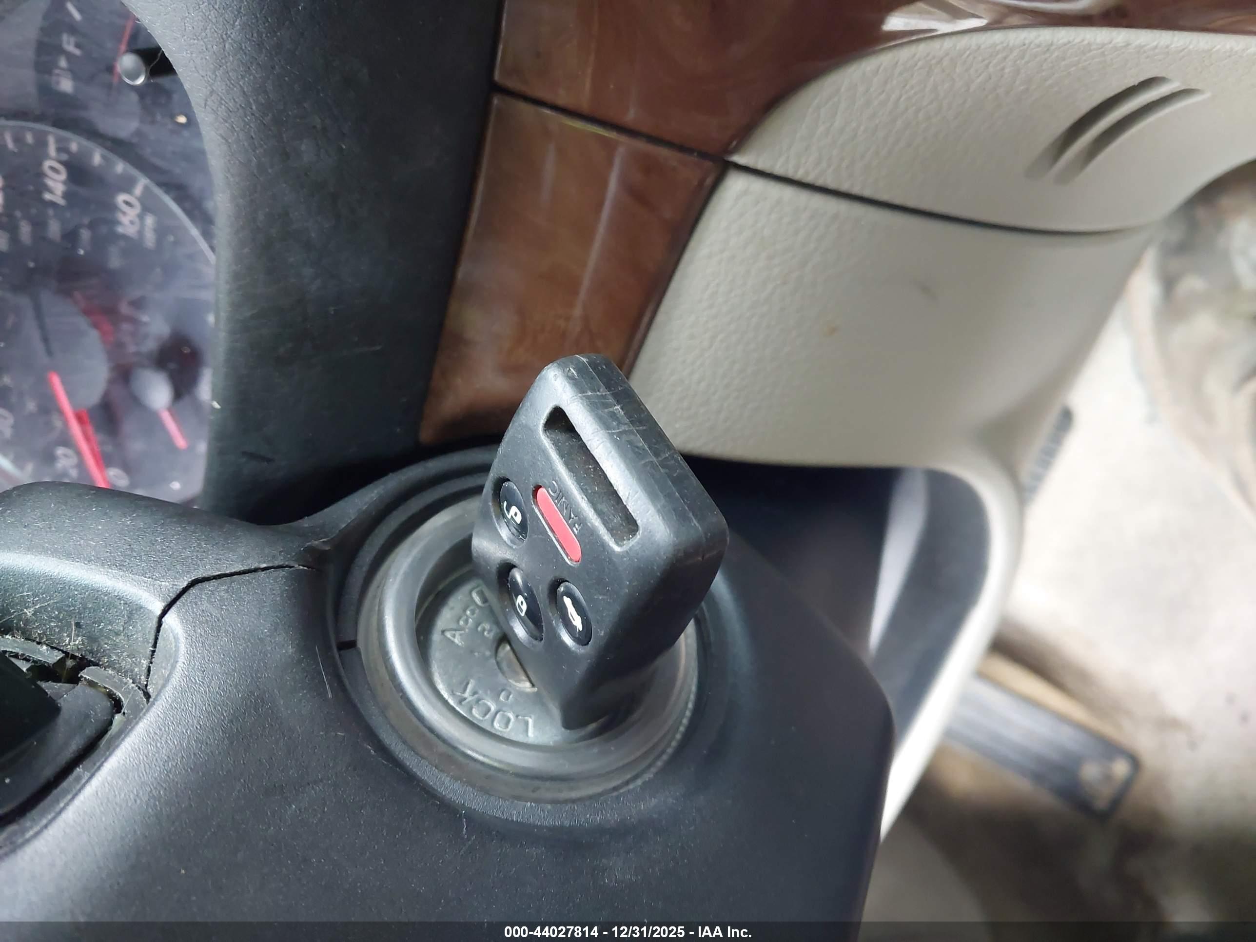 SUBARU OUTBACK image 11