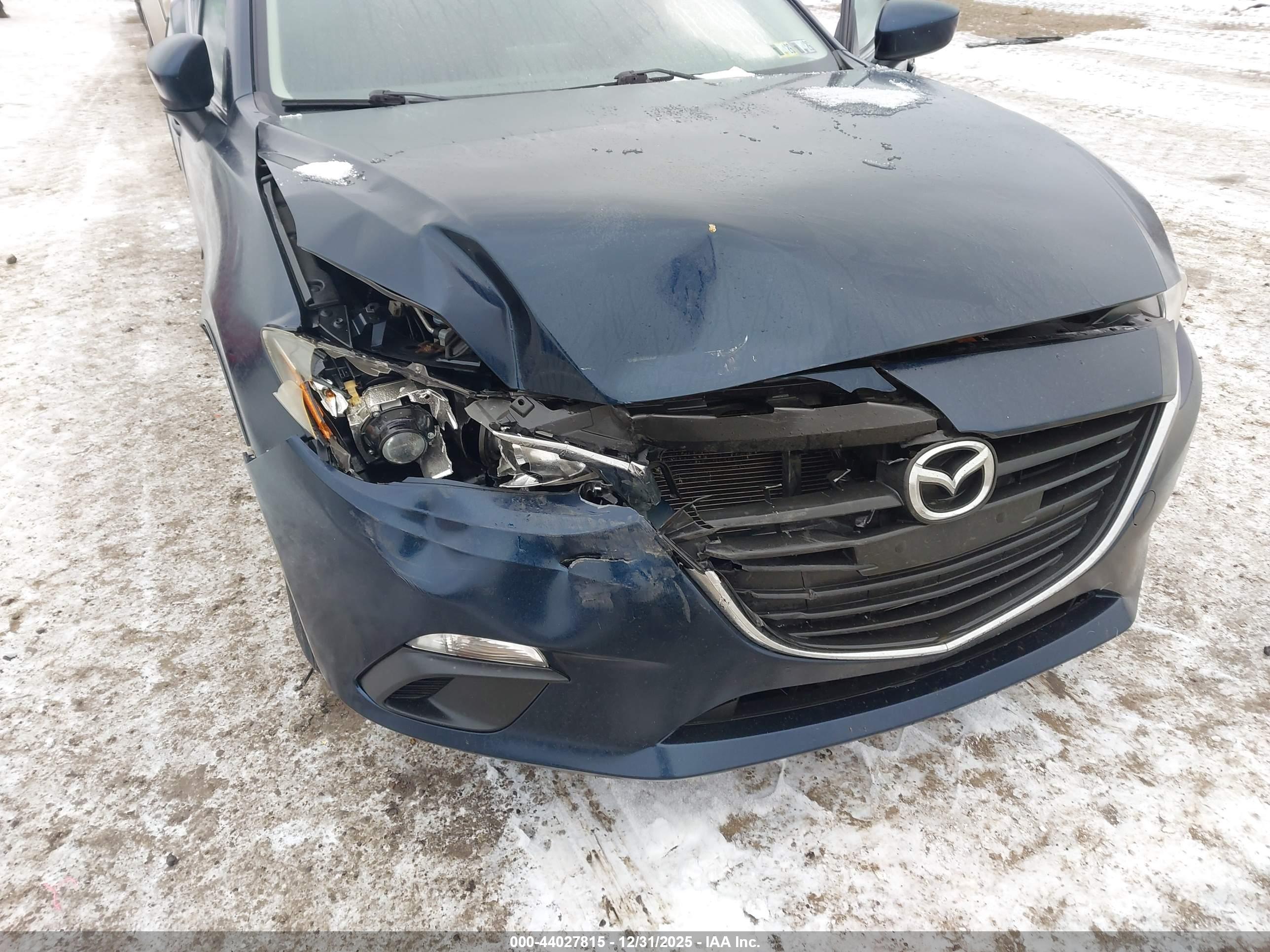 MAZDA MAZDA3 image 6
