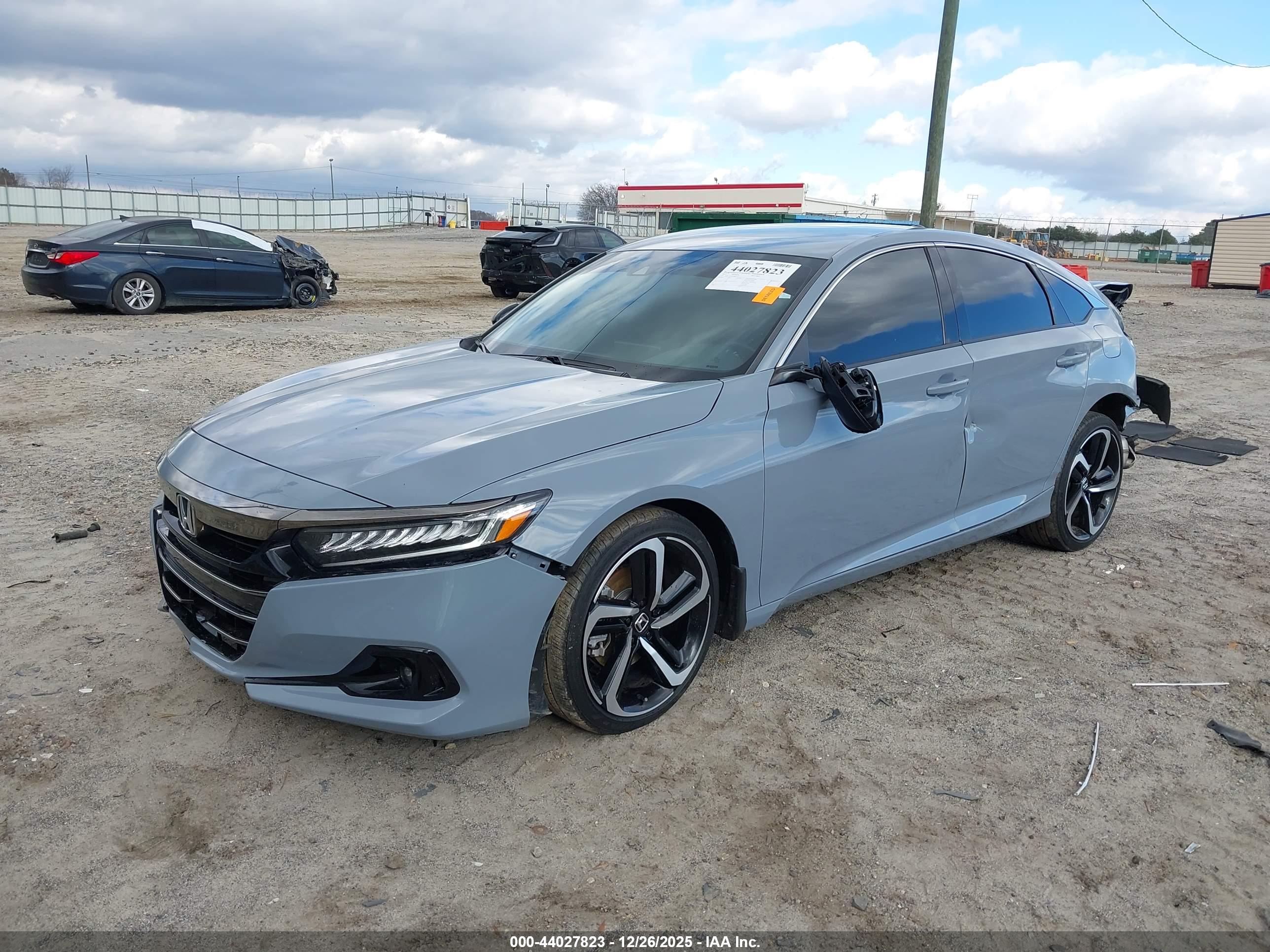 HONDA ACCORD image 2
