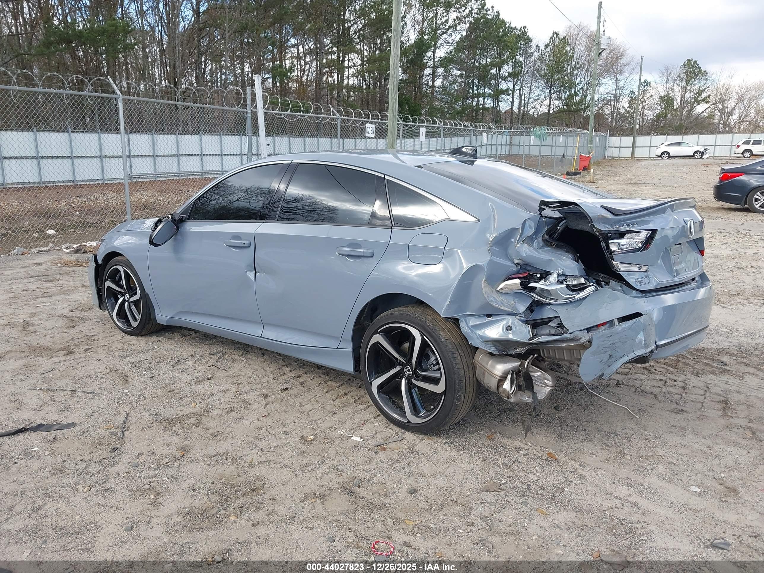 HONDA ACCORD image 3