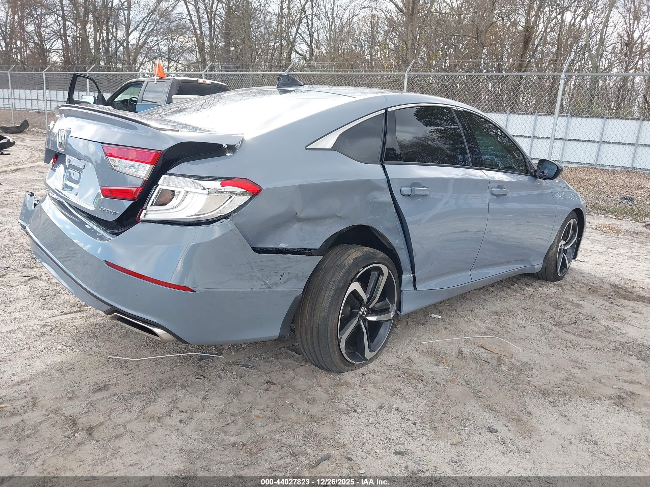 HONDA ACCORD image 4