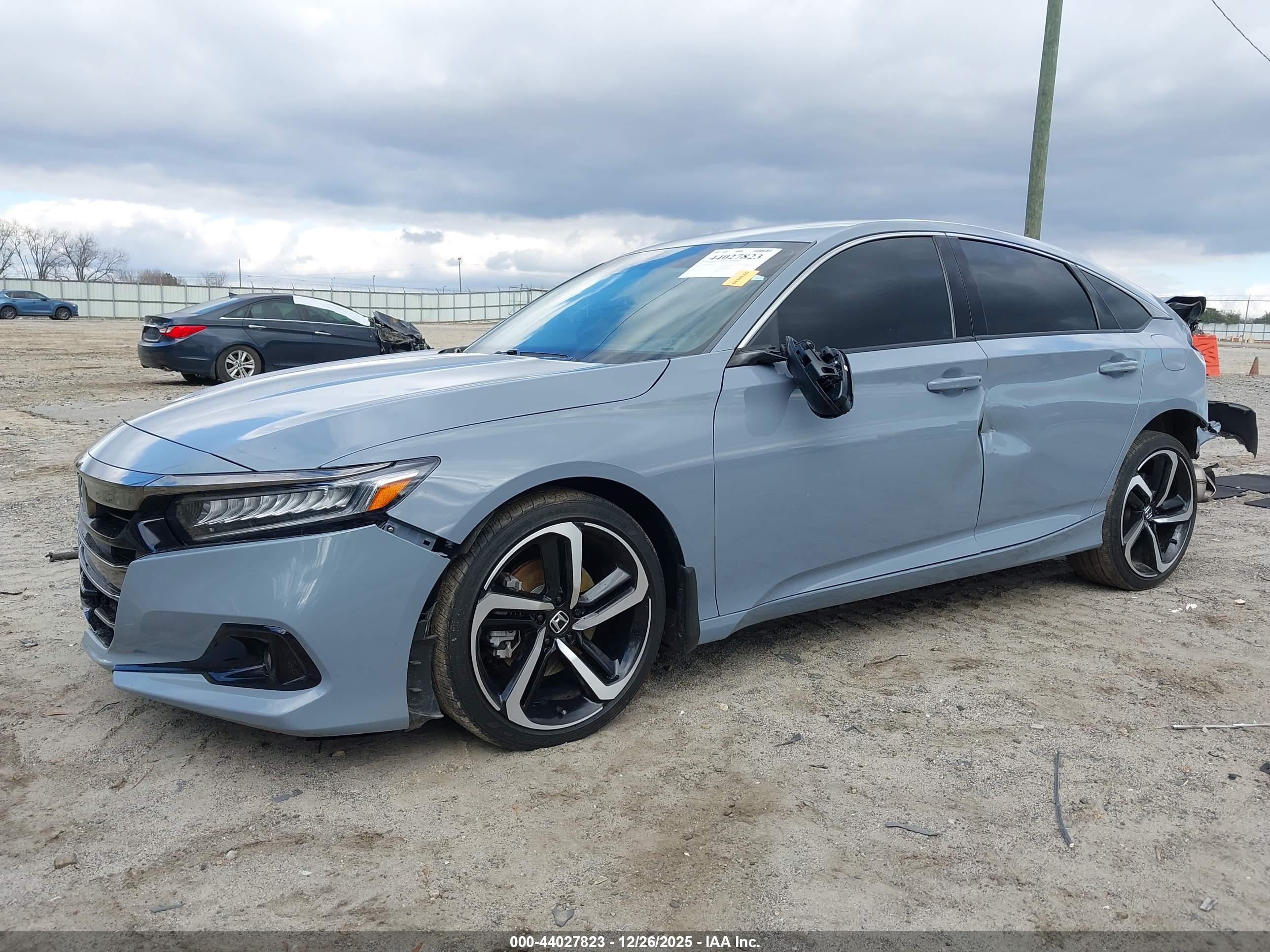 HONDA ACCORD image 6