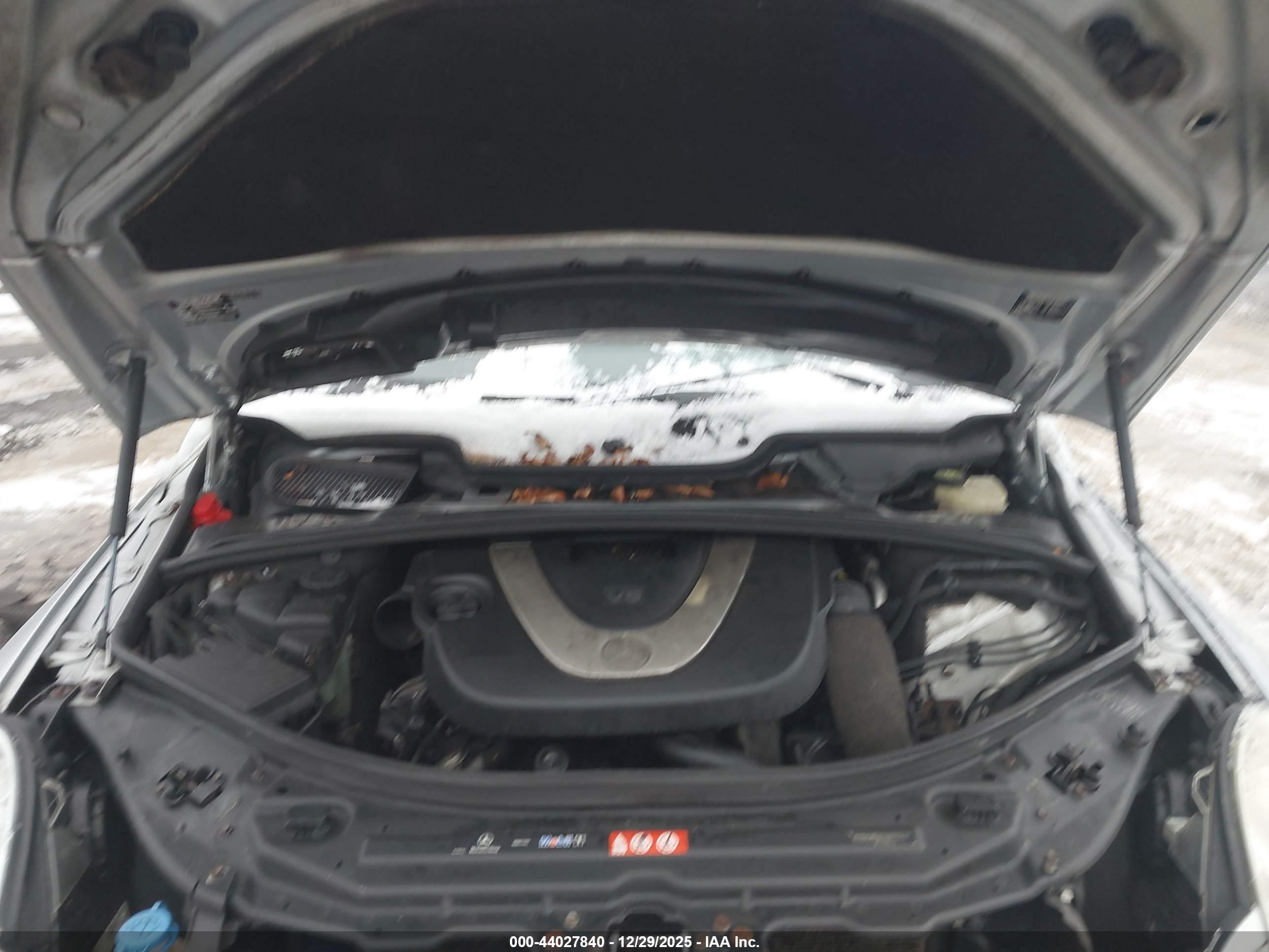 MERCEDES-BENZ R image 10