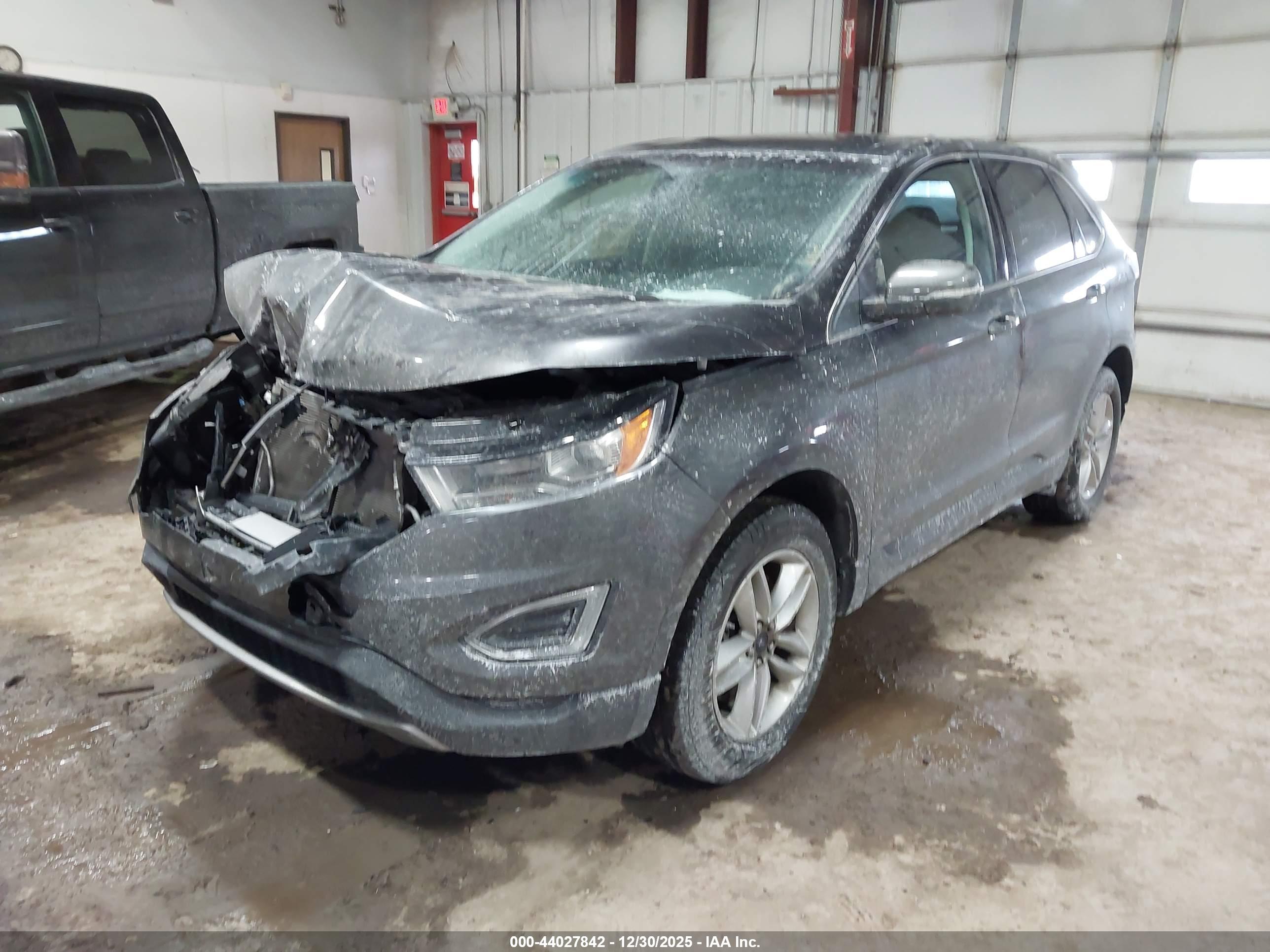 FORD EDGE image 2