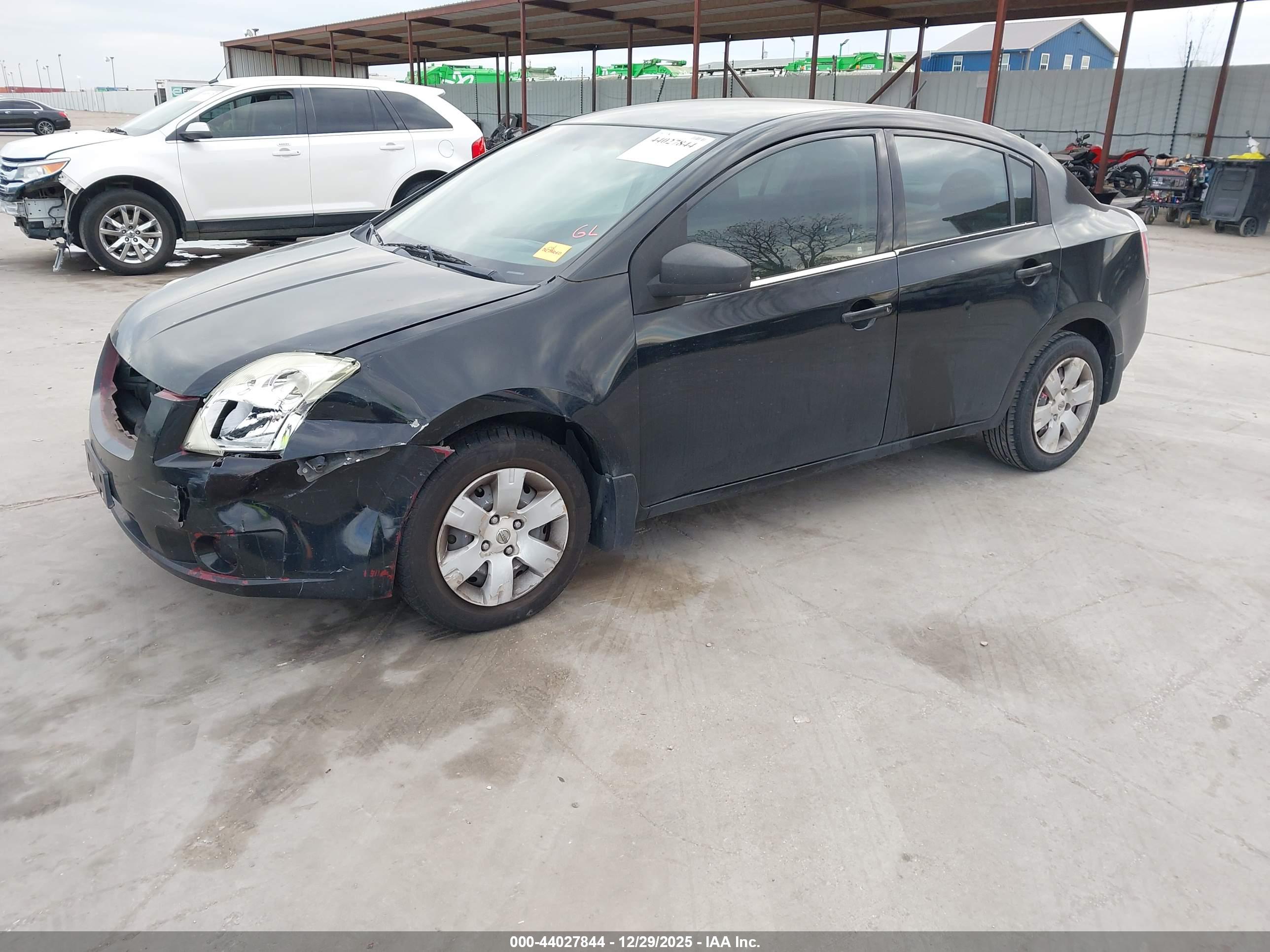 NISSAN SENTRA image 2