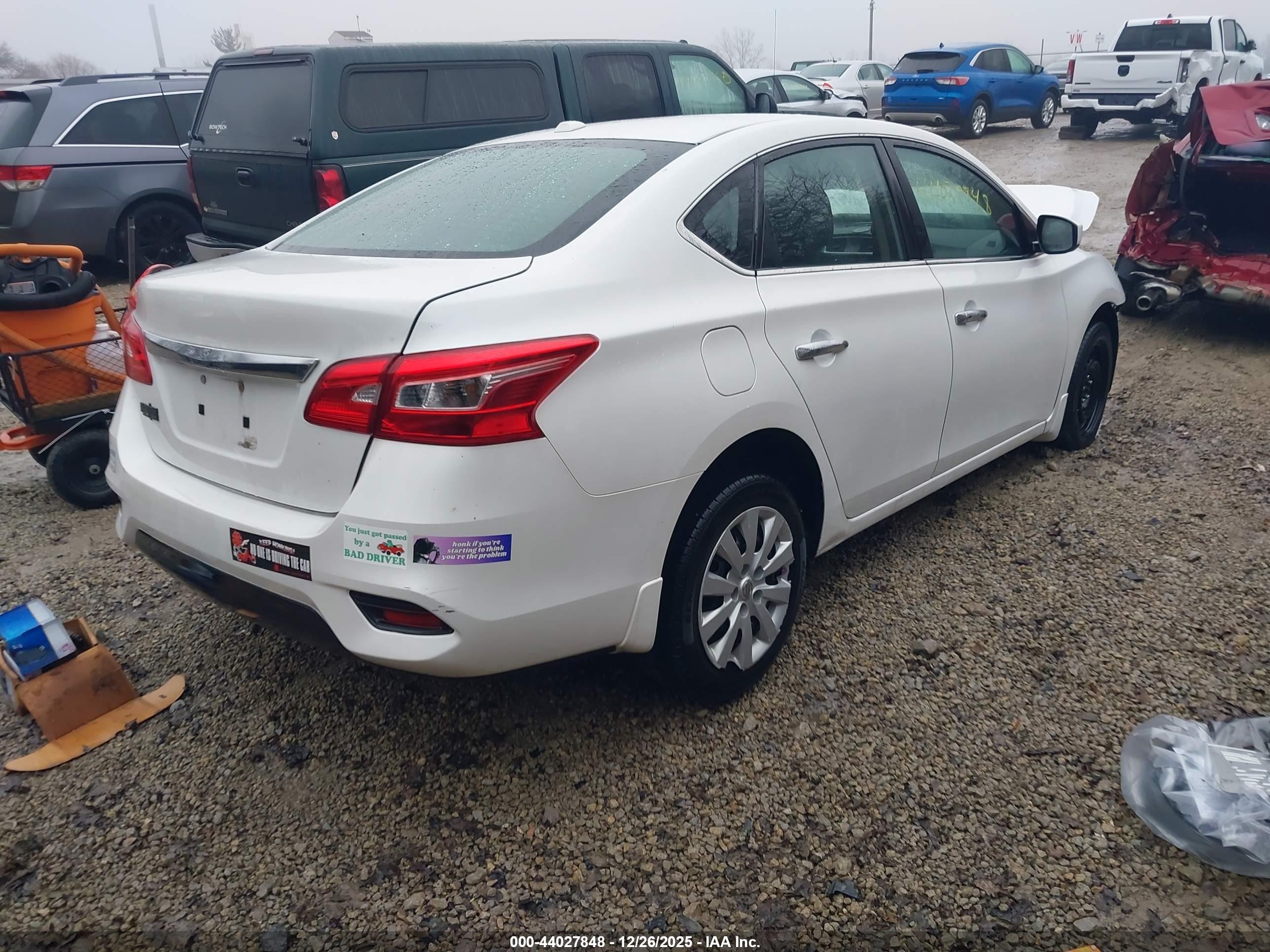 NISSAN SENTRA image 4