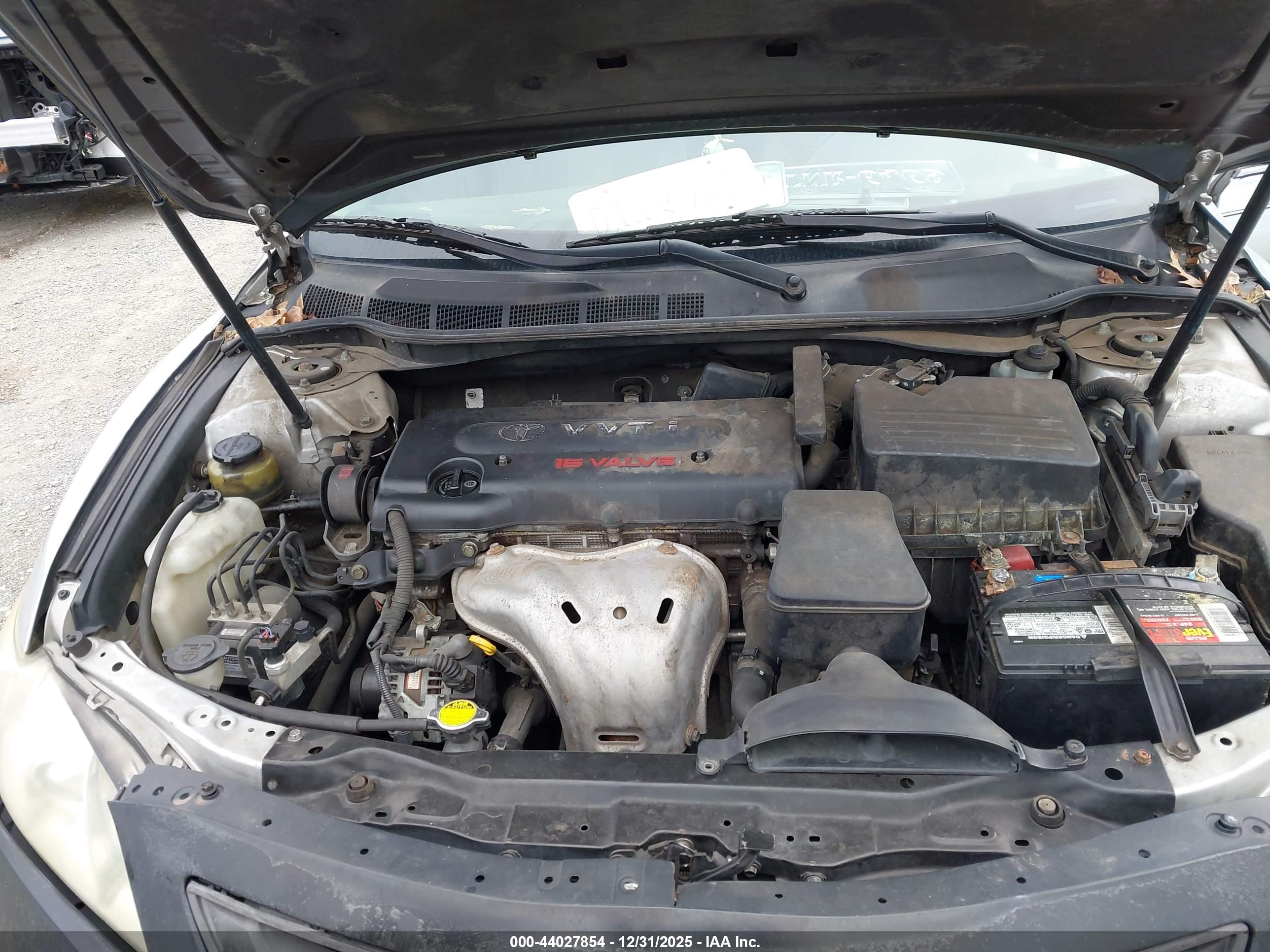 TOYOTA CAMRY image 10