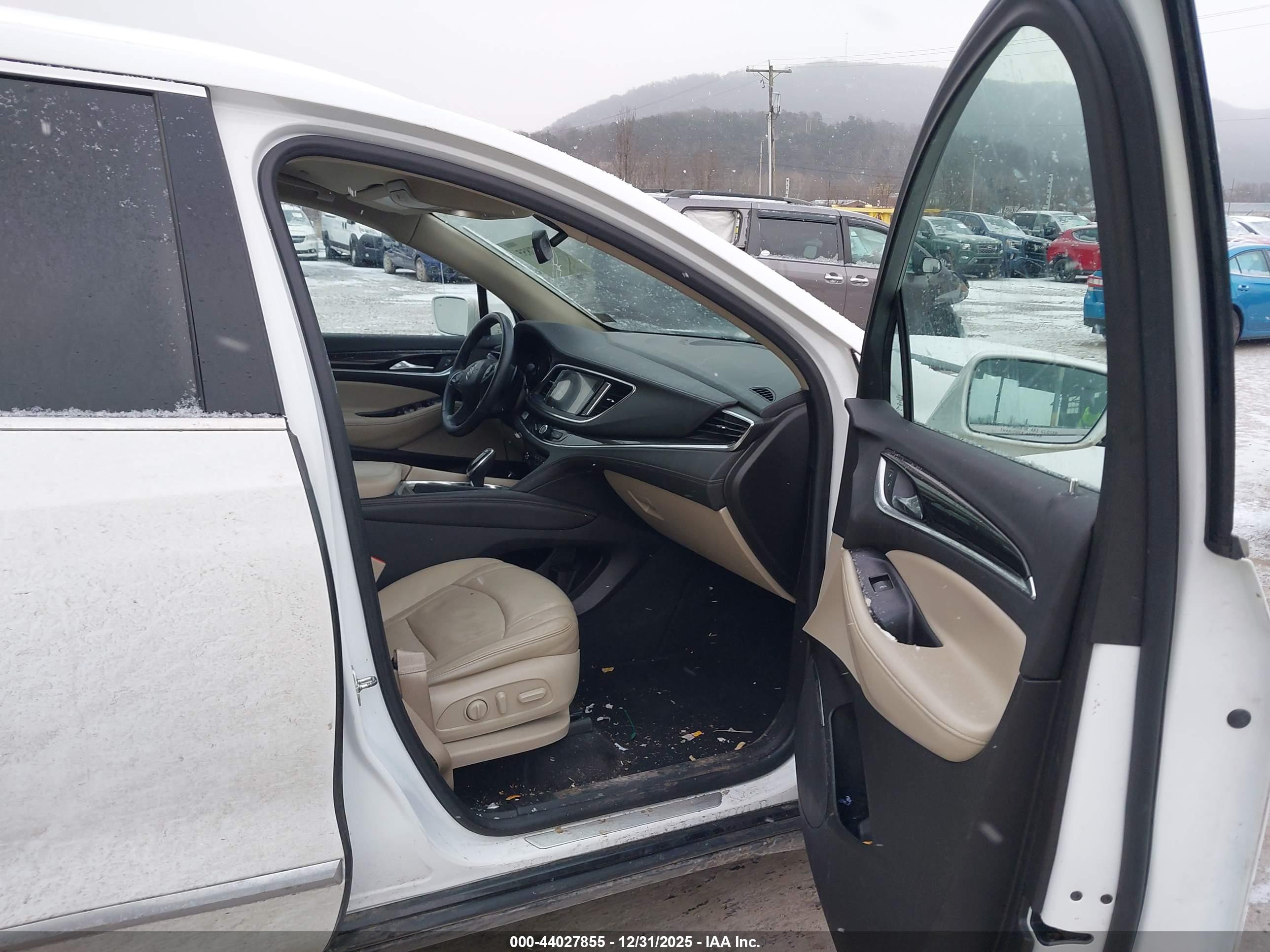 BUICK ENCLAVE image 5