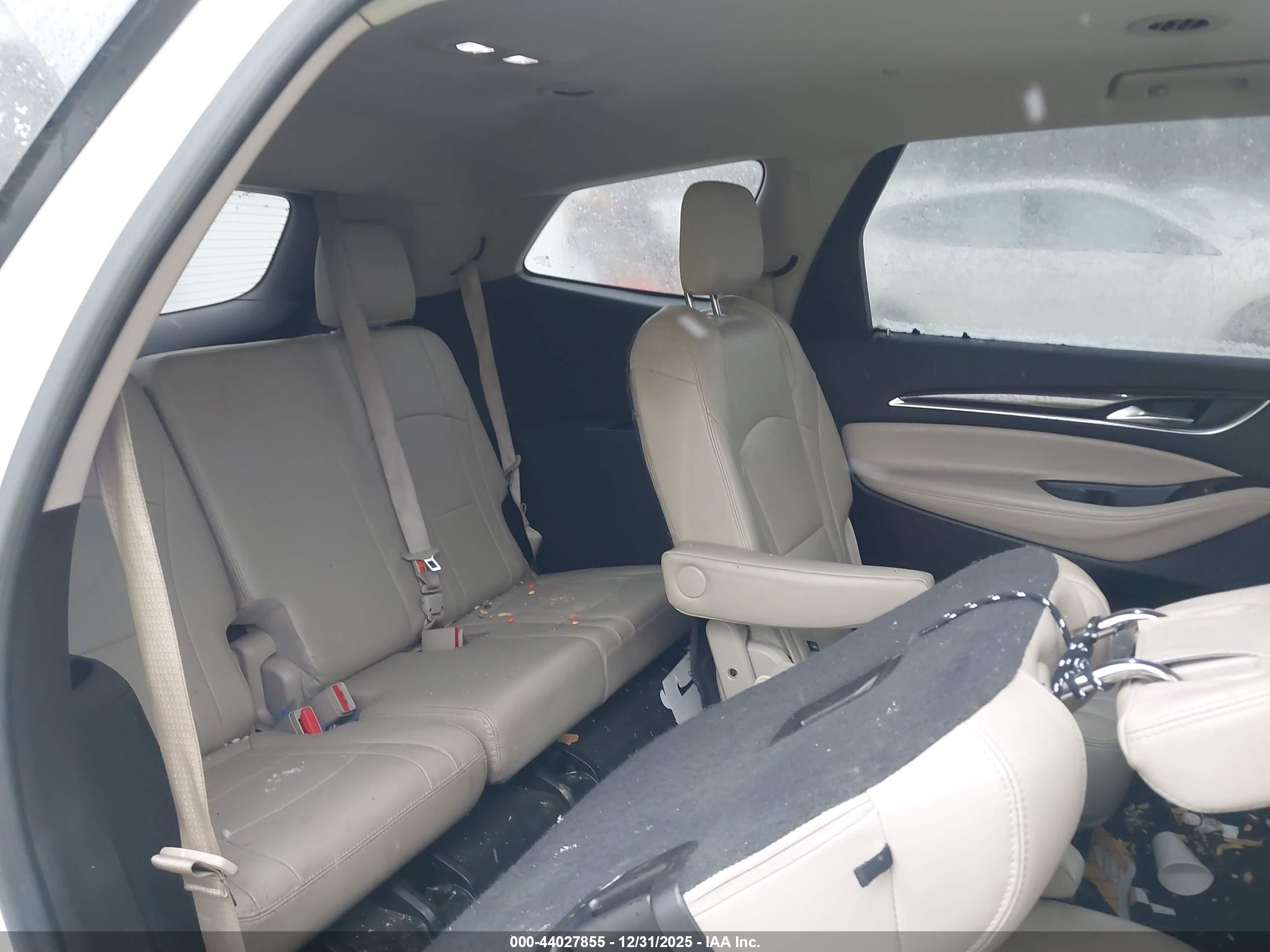 BUICK ENCLAVE image 8