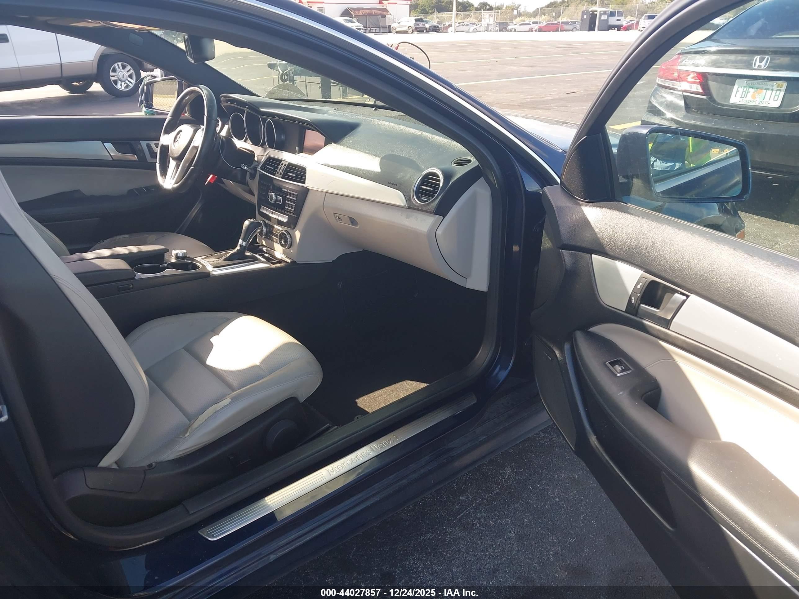 MERCEDES-BENZ C image 5
