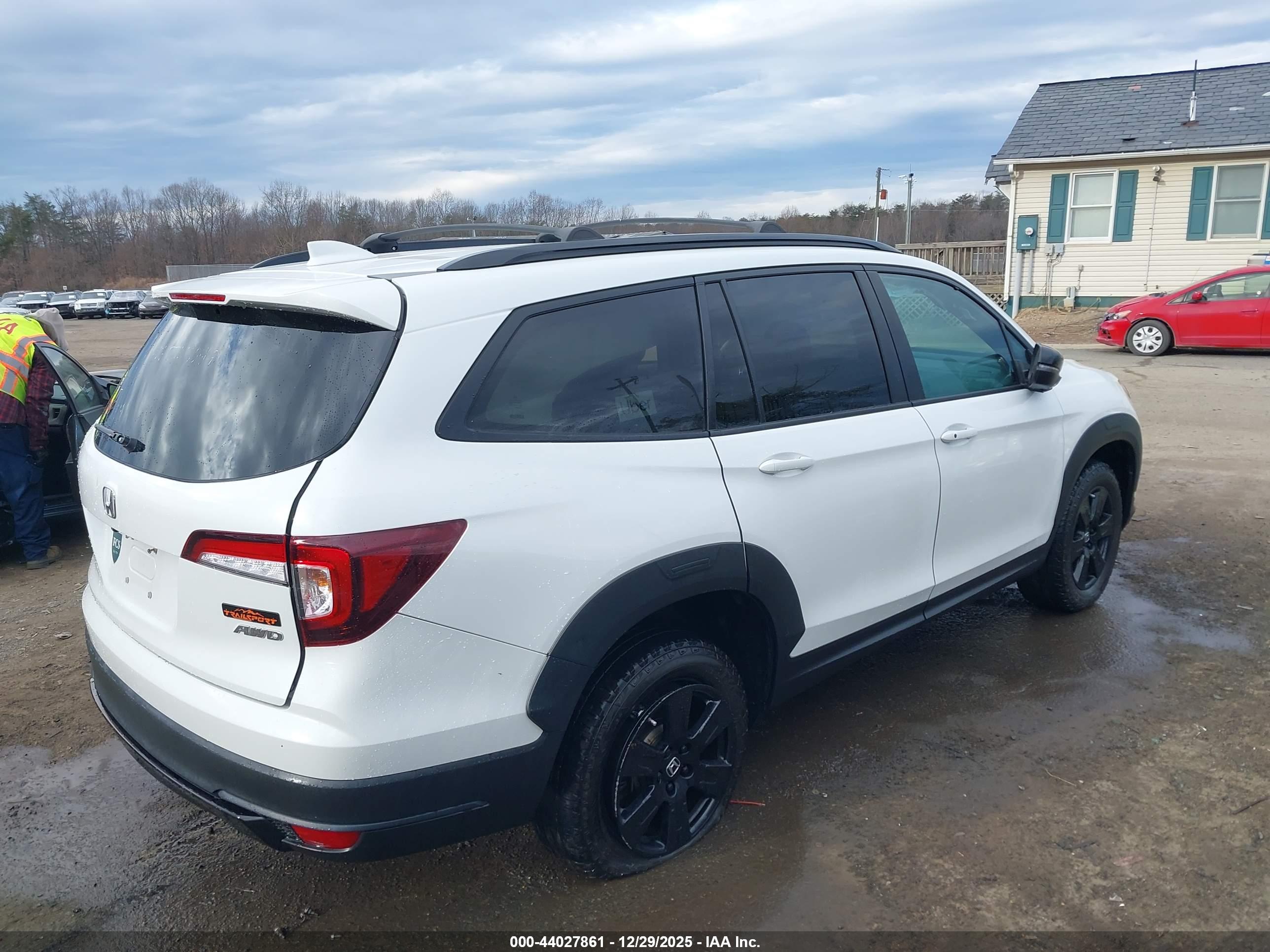 HONDA PILOT image 4