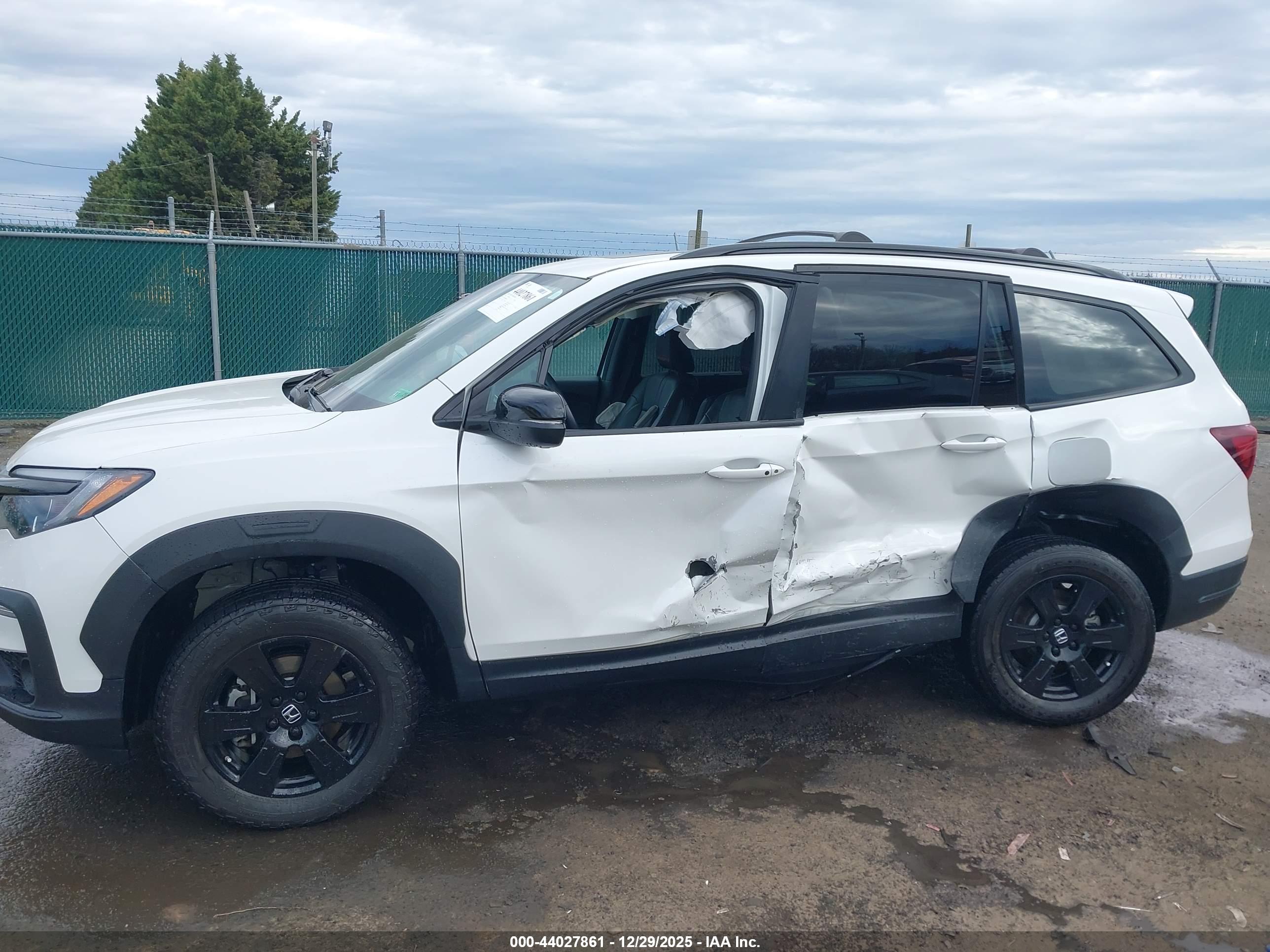 HONDA PILOT image 6
