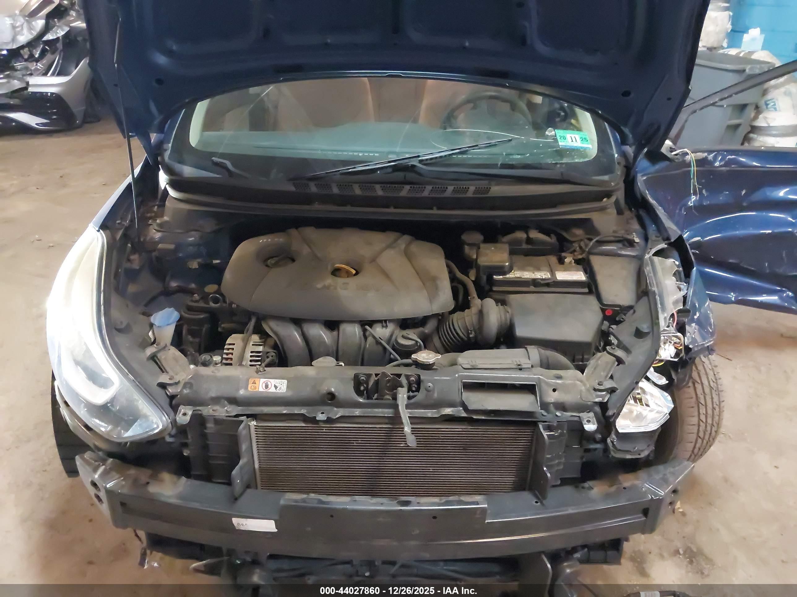 HYUNDAI ELANTRA image 10