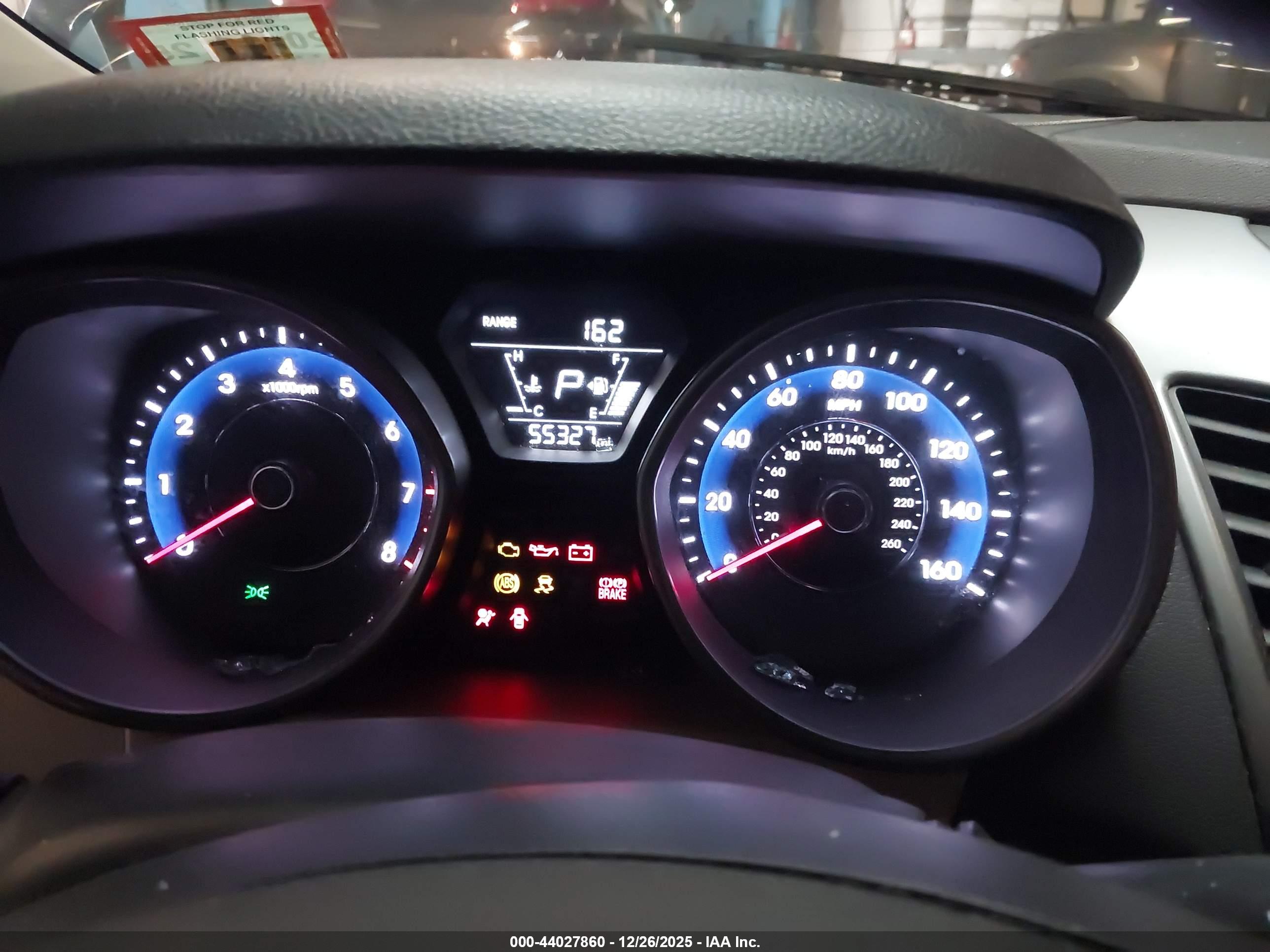 HYUNDAI ELANTRA image 7