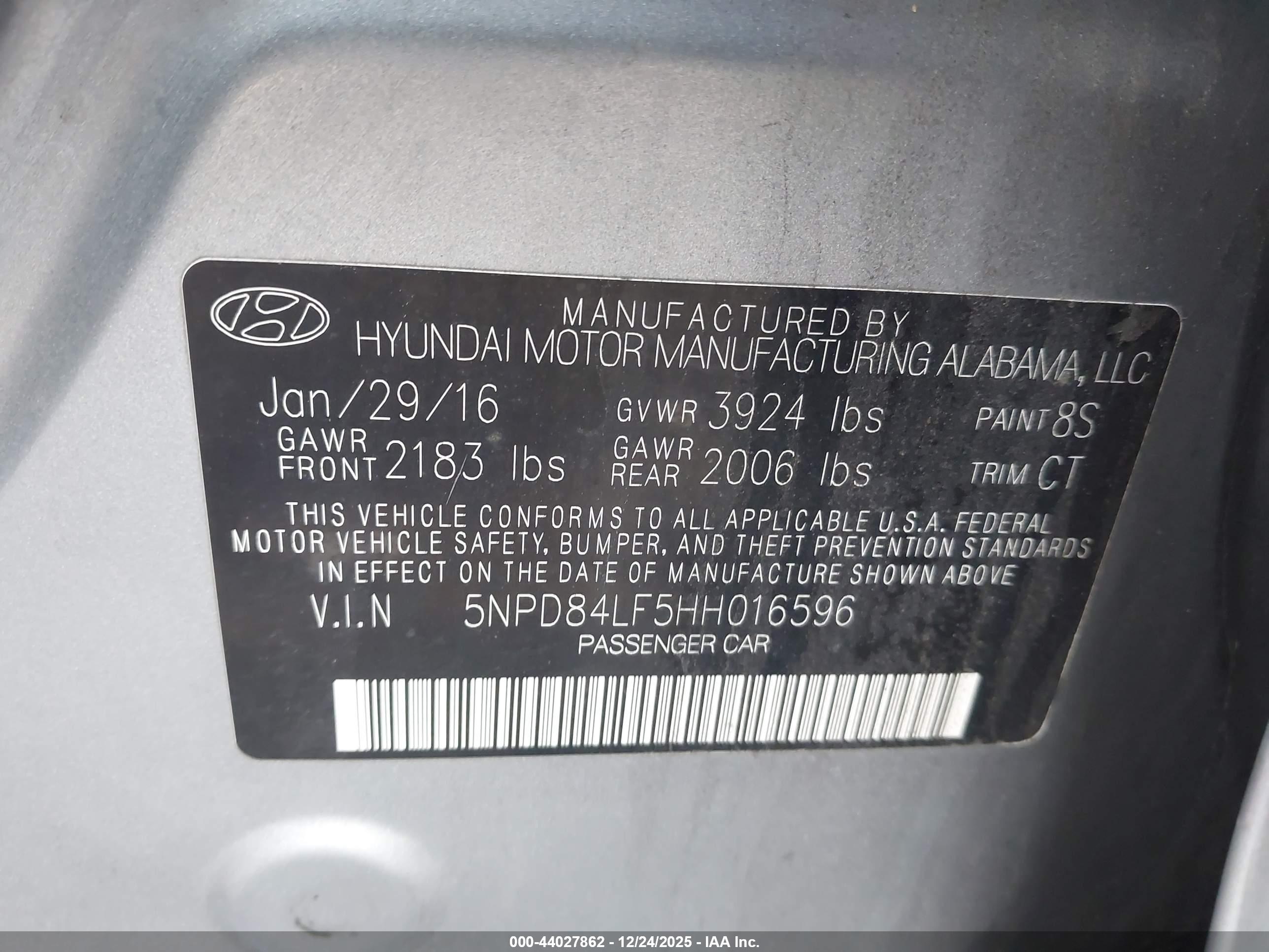 HYUNDAI ELANTRA image 9