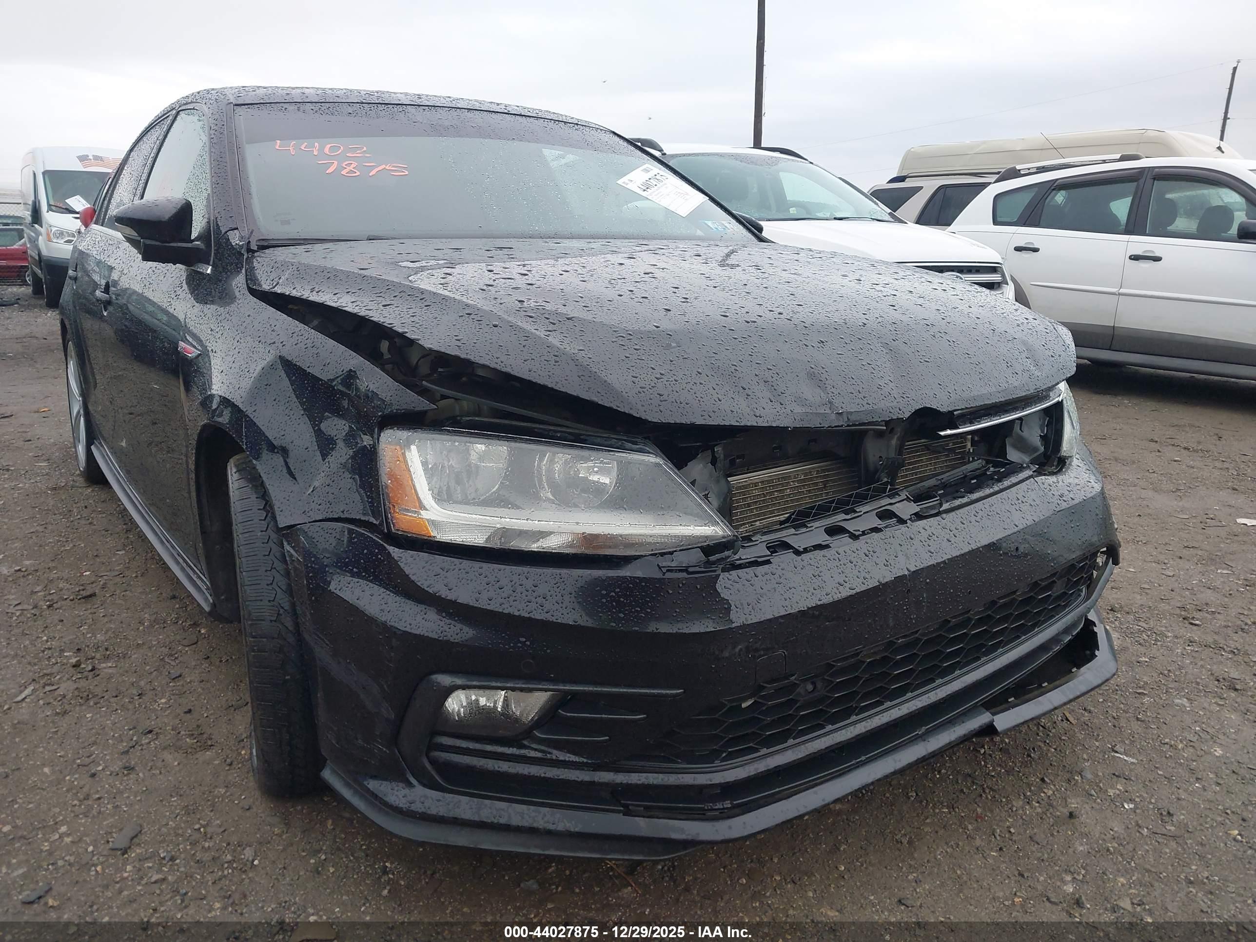 VOLKSWAGEN JETTA image 6
